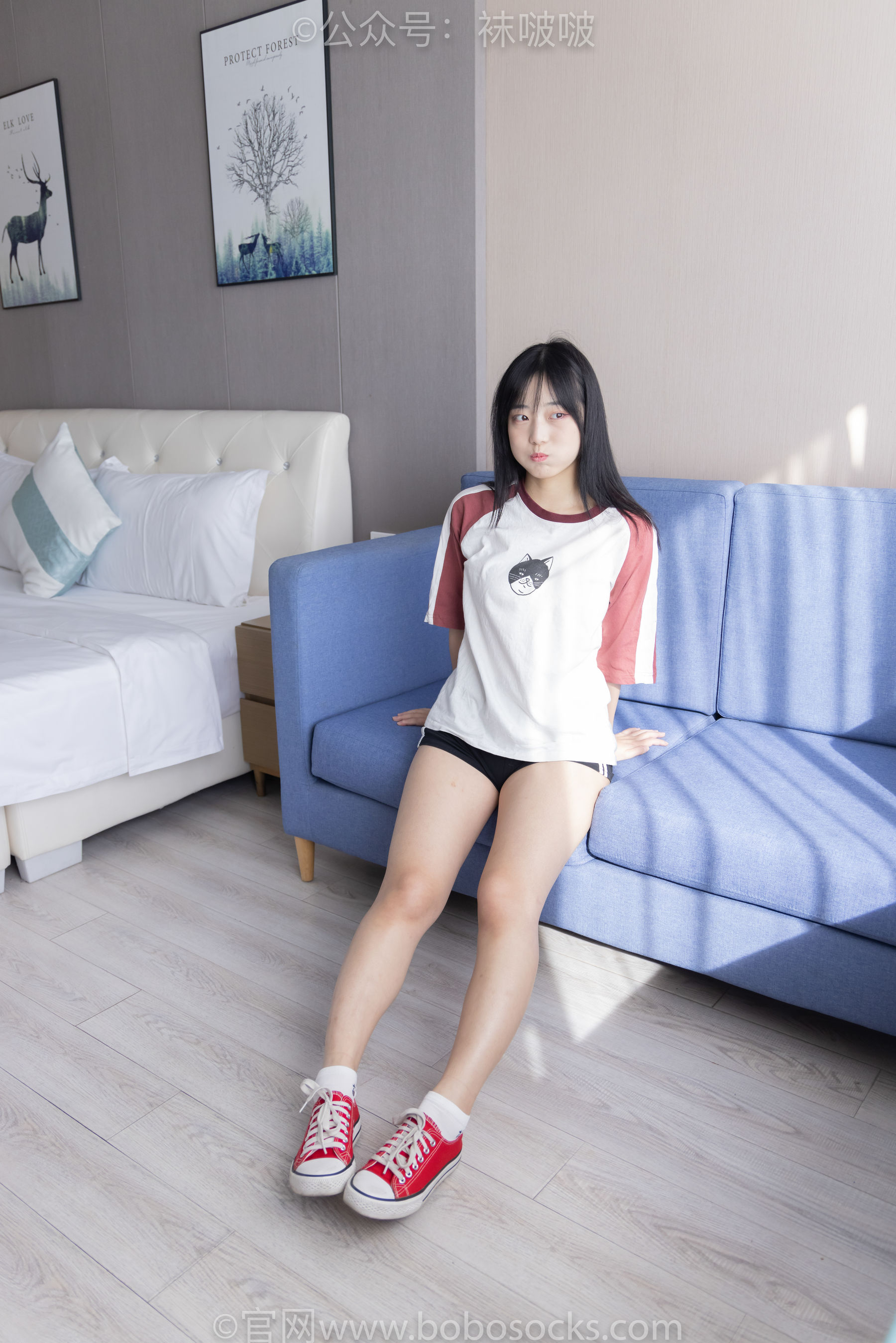 BoBoSocks袜啵啵 No.036 菠萝-帆布鞋、白棉袜、裸足_第1张