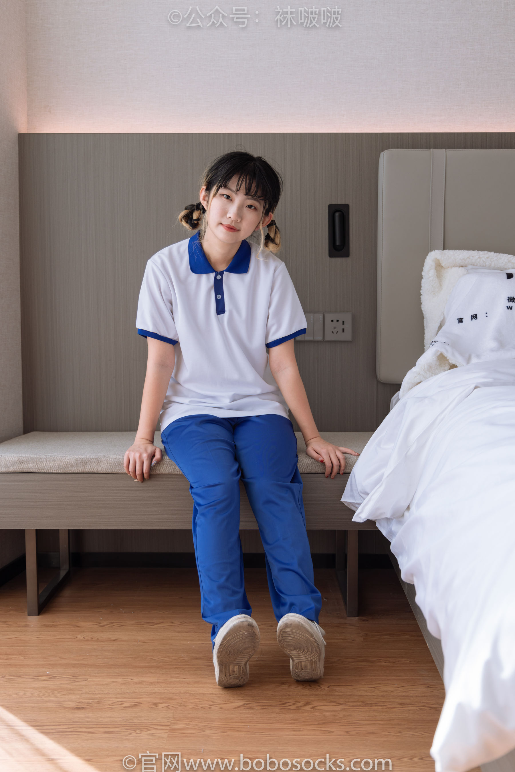 BoBoSocks袜啵啵 No.042 砂糖-校服、板鞋、白棉袜、油亮白丝_第4张