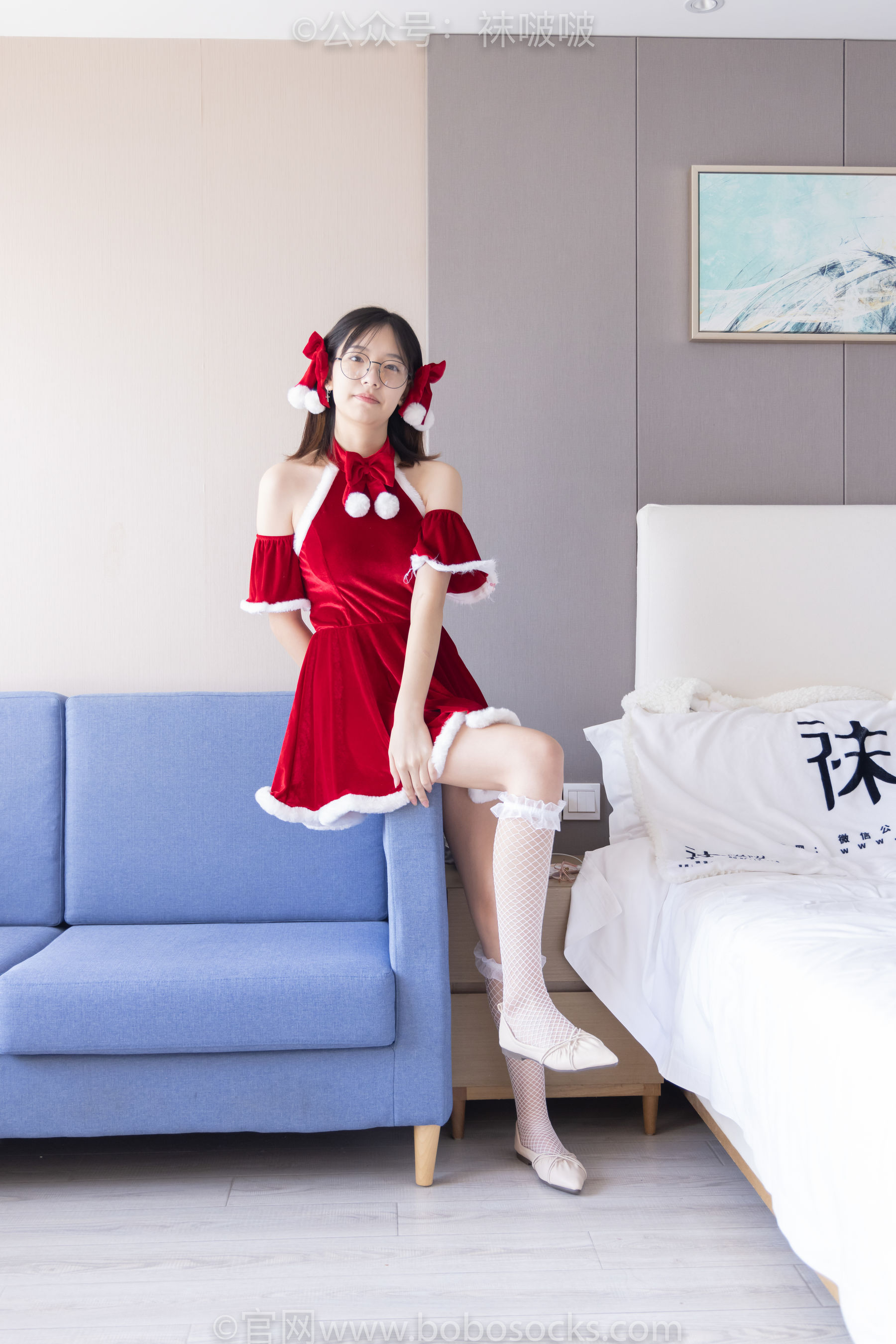 BoBoSocks袜啵啵 No.043 小甜豆-圣诞服、平底鞋、高跟鞋、白色渔网袜_第2张