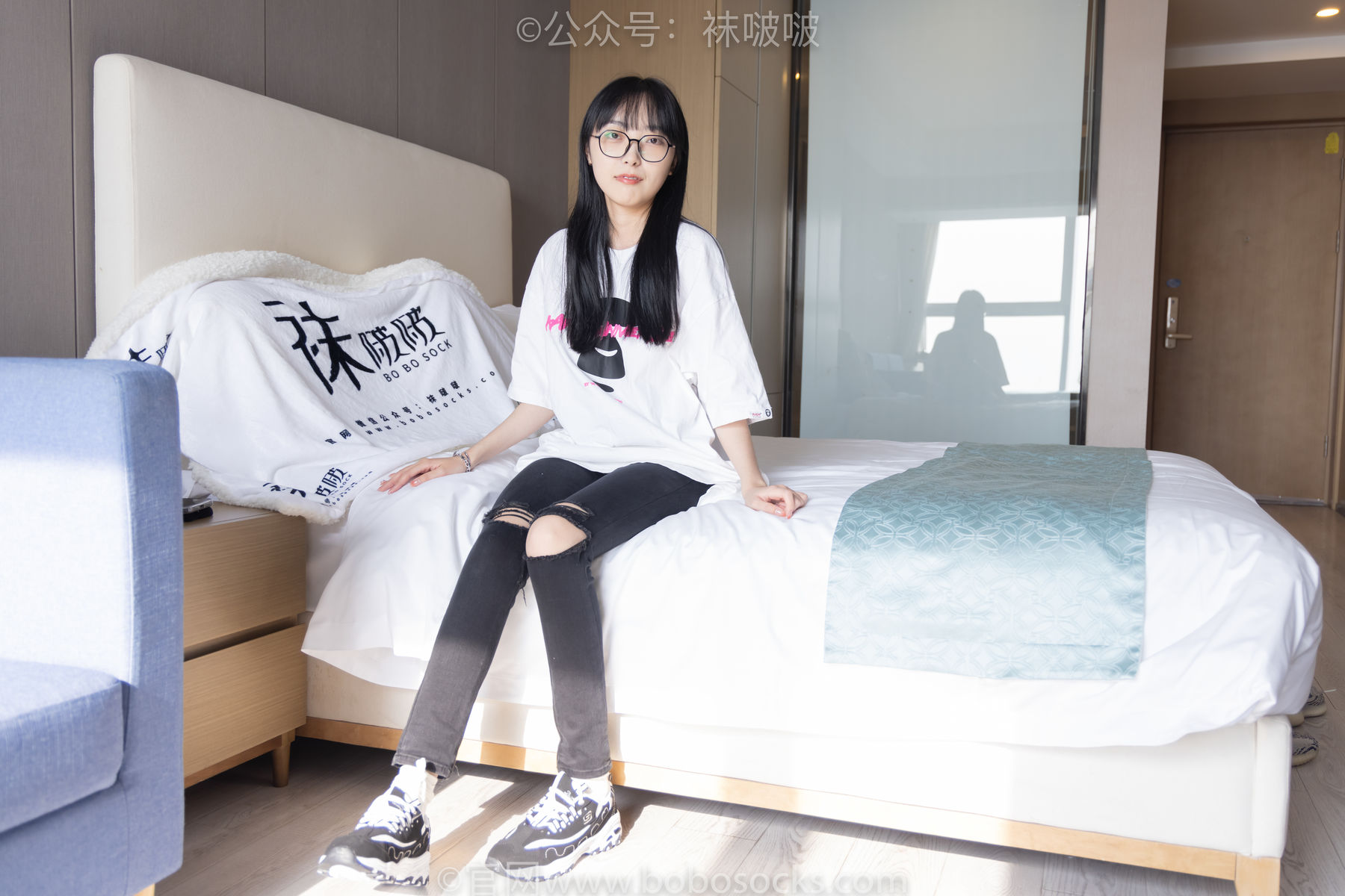 BoBoSocks袜啵啵 No.055 稚予-斯凯奇运动鞋、白棉袜、黑棉袜_第5张