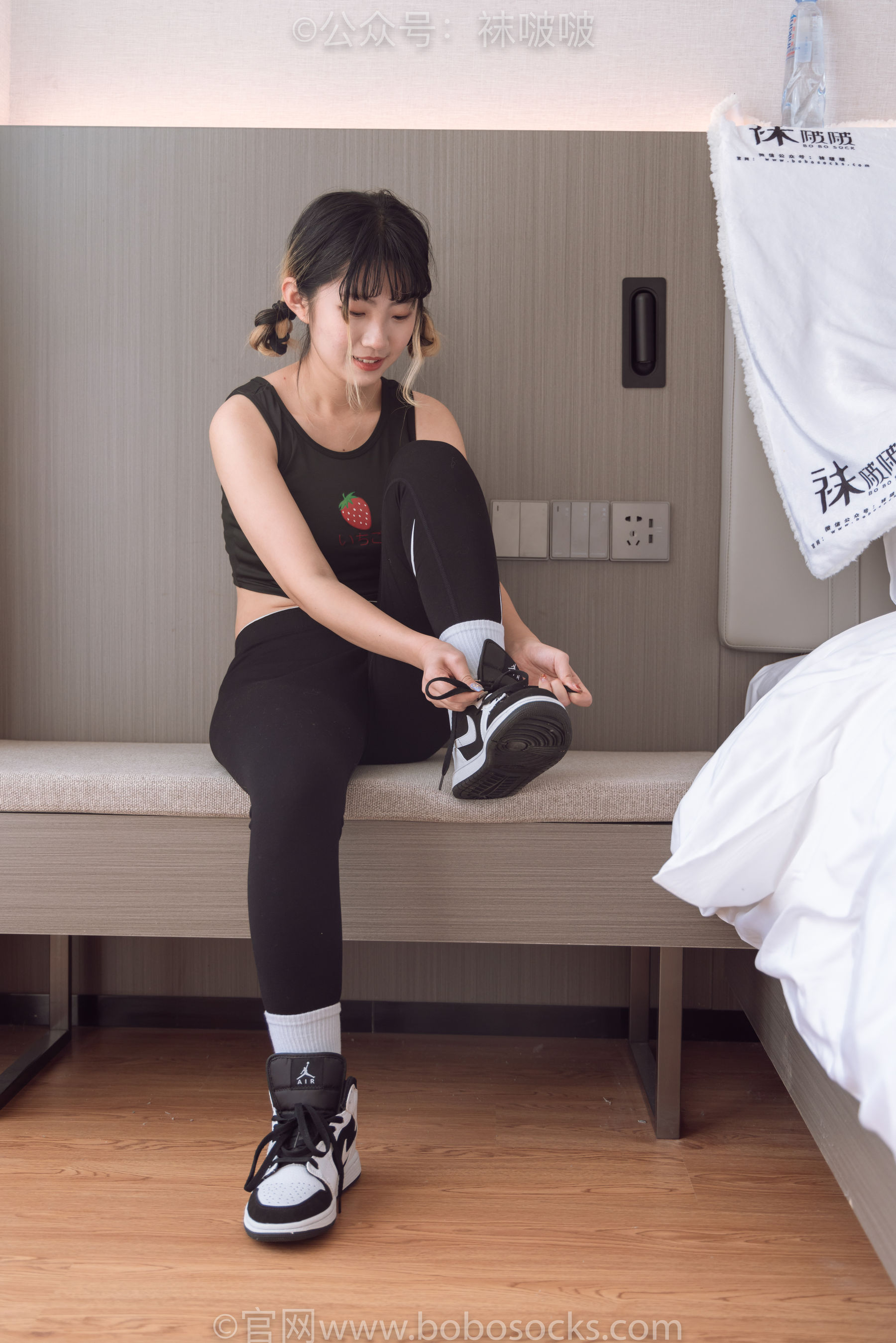 BoBoSocks袜啵啵 No.059 砂糖-AJ板鞋、白棉袜、裸足_第4张