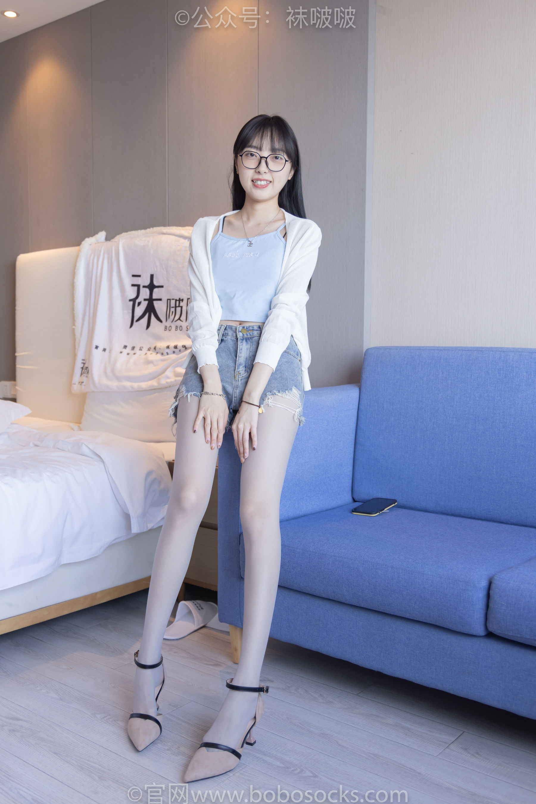 BoBoSocks袜啵啵 No.083 稚予-高跟鞋、凉鞋、白丝、裸足涂白色指甲油剧情_第1张