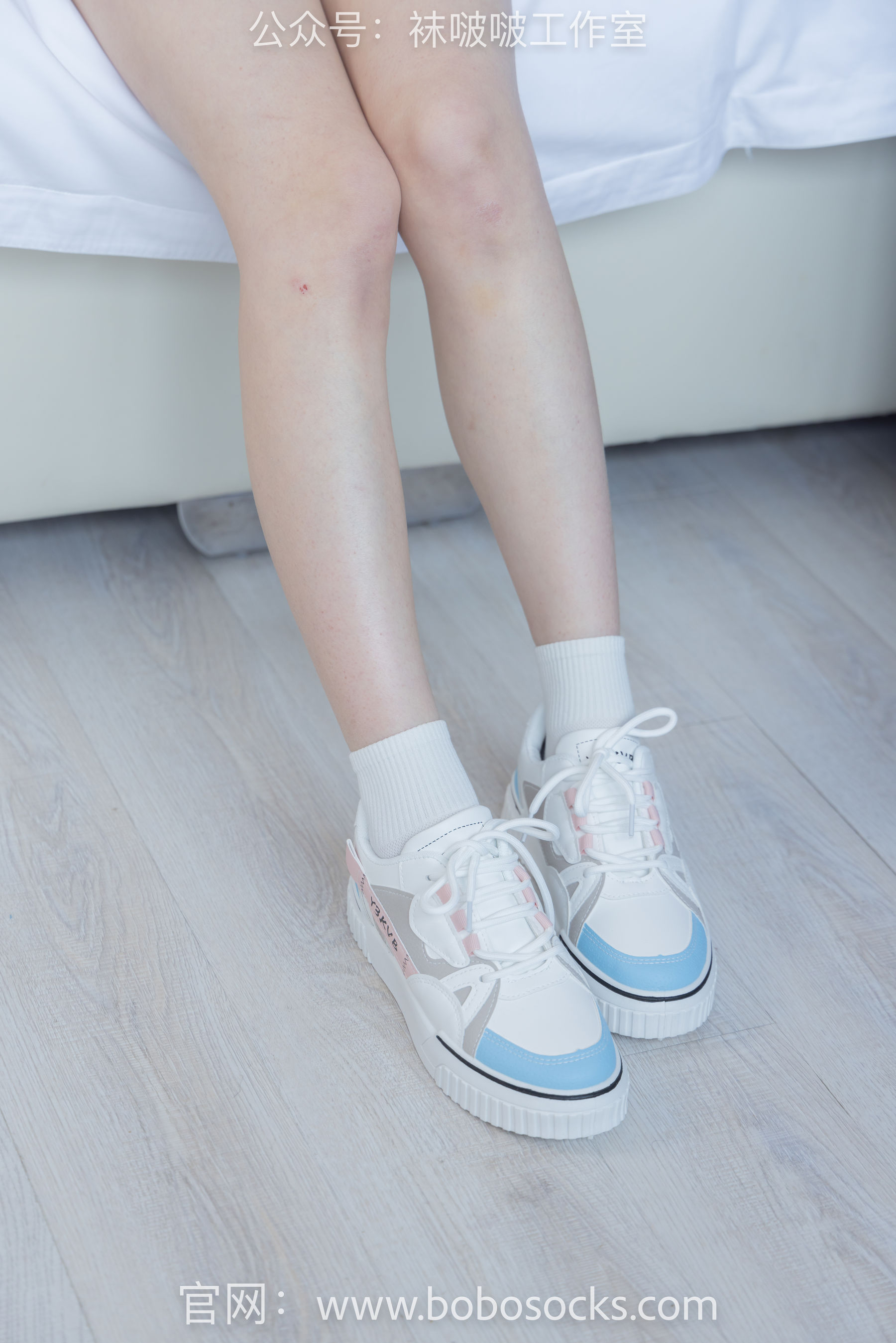 BoBoSocks袜啵啵 No.101 苏苏-板鞋、白棉袜、裸足_第3张