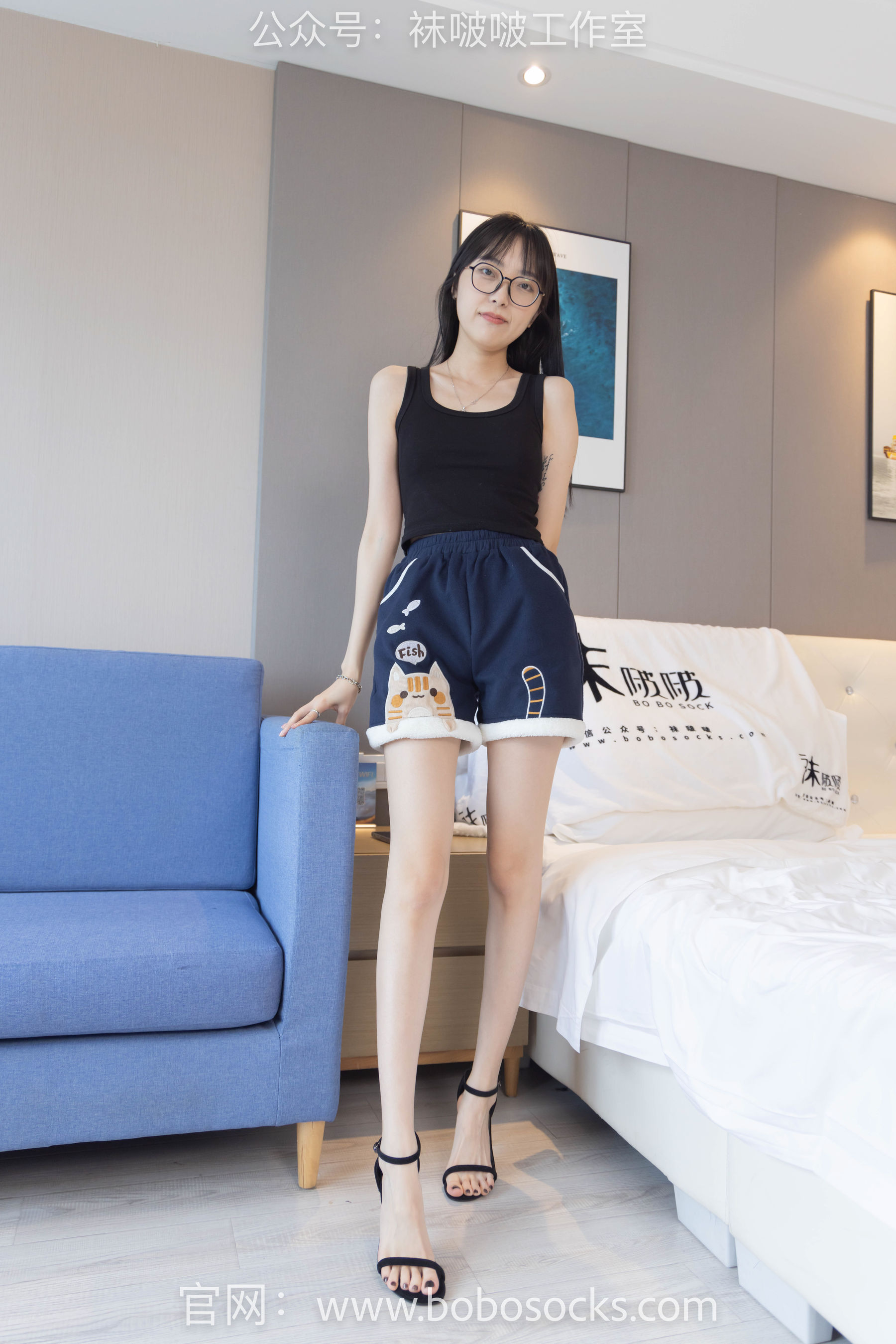 BoBoSocks袜啵啵 No.109 稚予-高跟鞋、裸足、裸足涂黑色指甲油剧情_第2张
