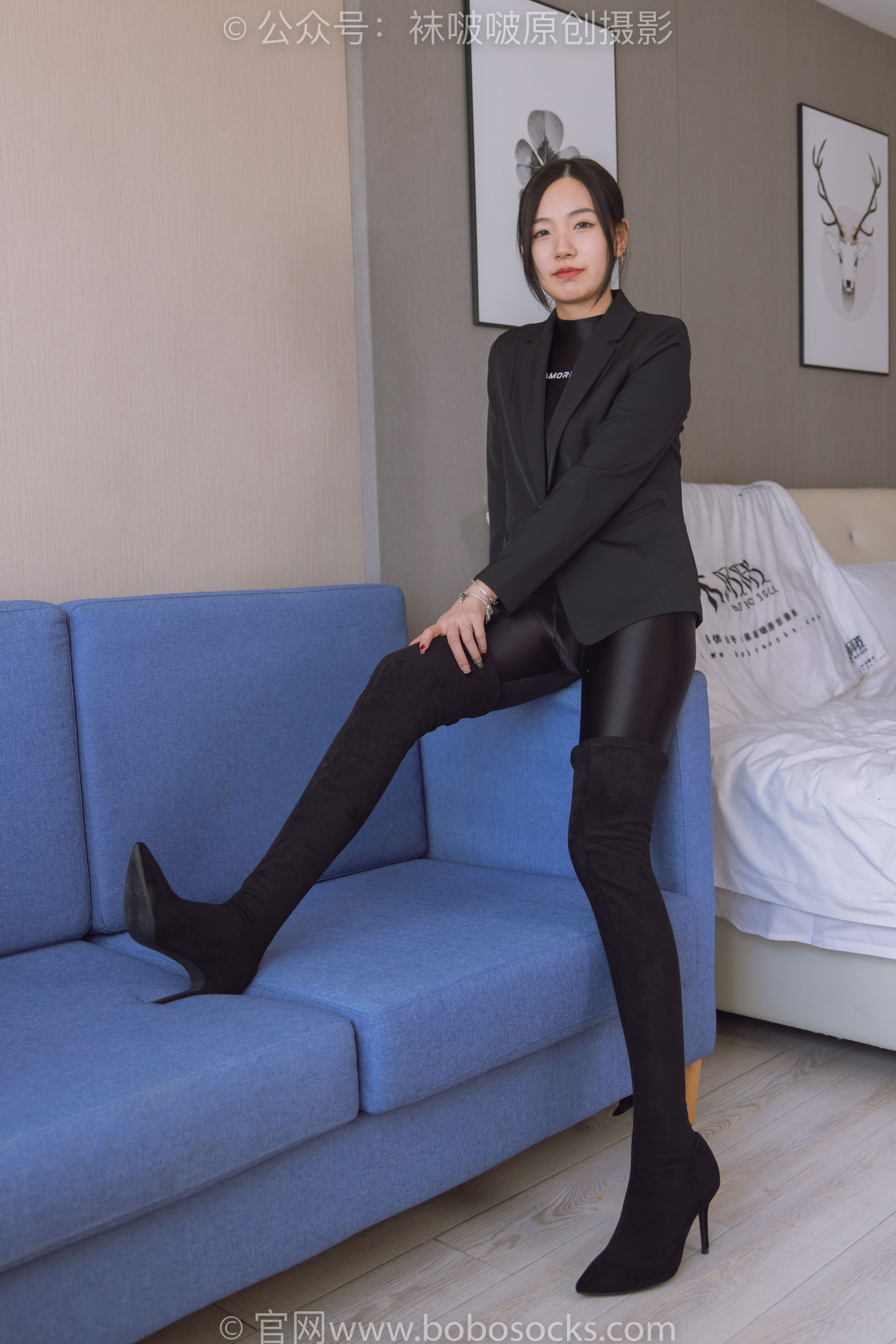 BoBoSocks袜啵啵 No.188 小甜豆-连体泳衣、高跟长靴、短肉丝、裸足_第2张