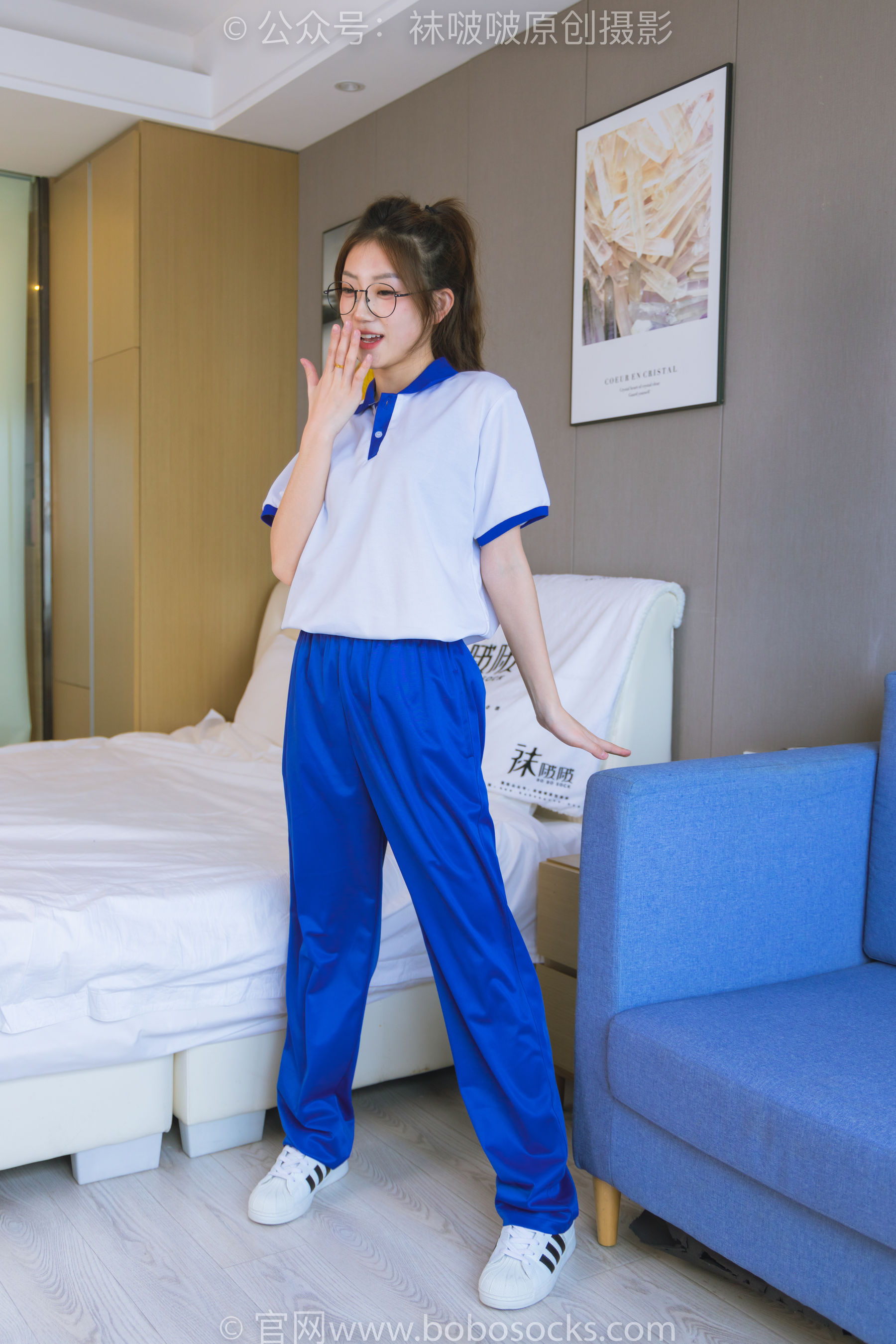 BoBoSocks袜啵啵 No.193 小沫-贝壳头板鞋、白棉袜、肉丝、校服裤里丝_第1张