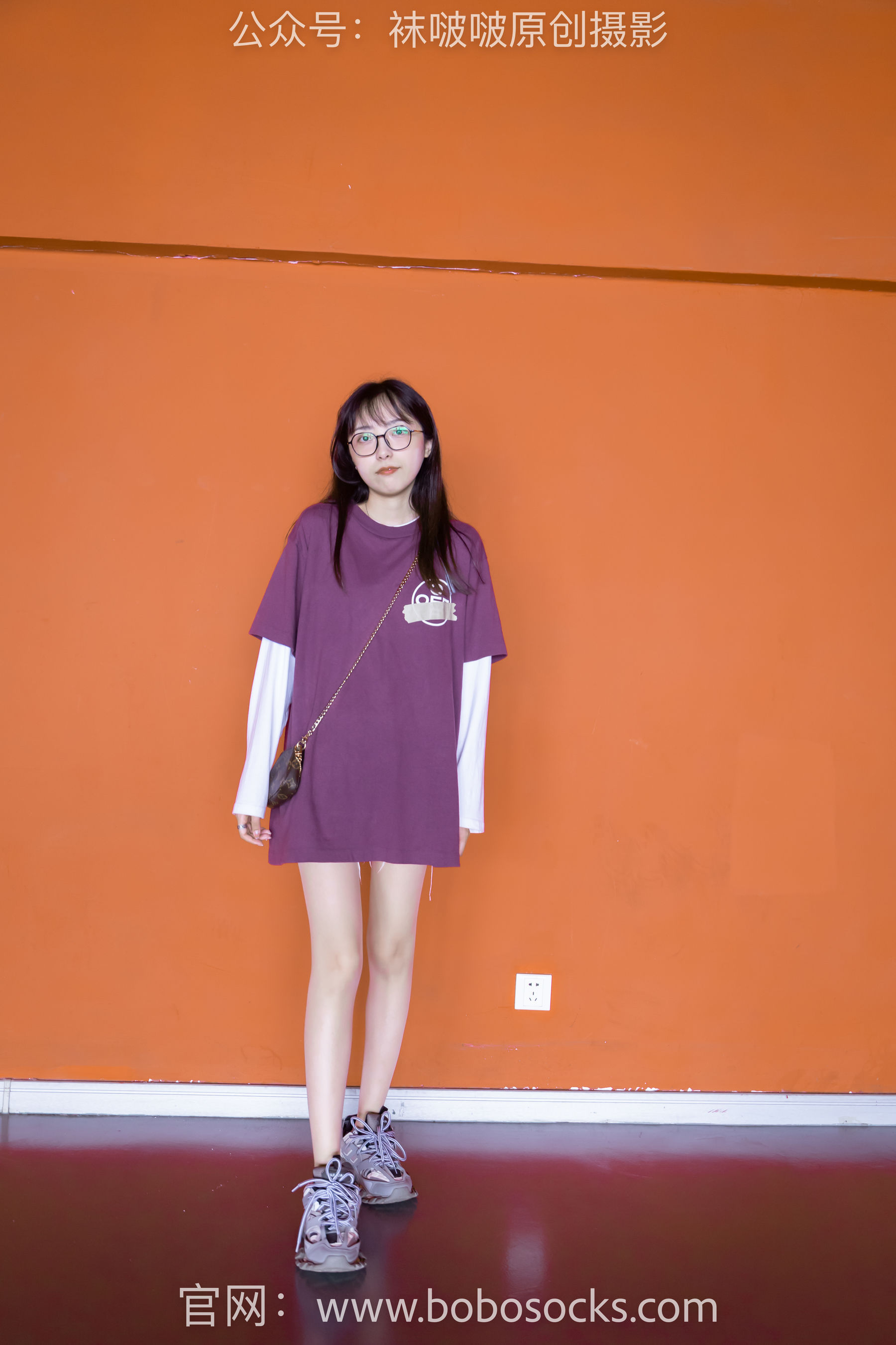 BoBoSocks袜啵啵 积分限定作品010 稚予-巴黎世家运动鞋、白棉袜、肉丝_第2张