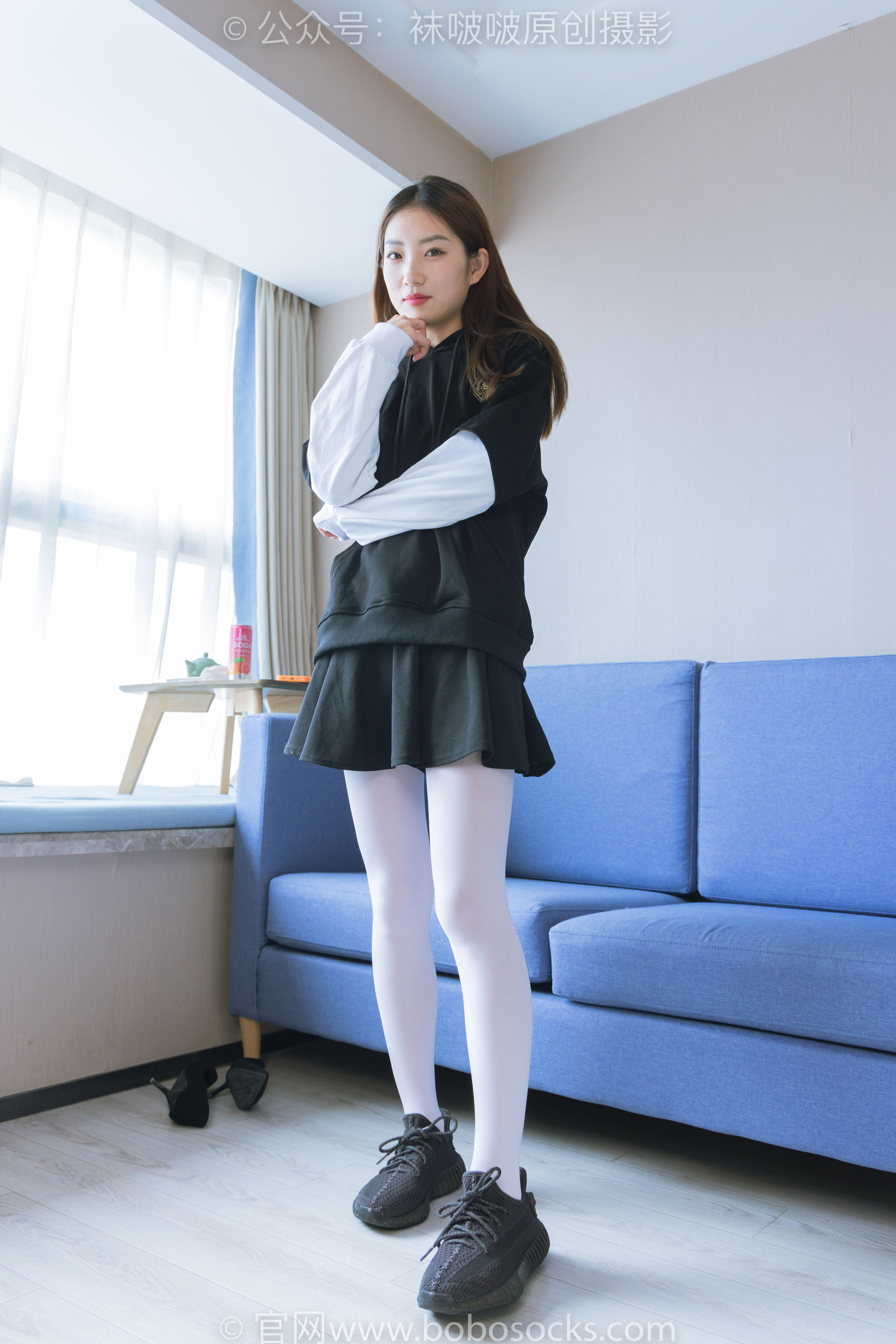 BoBoSocks袜啵啵 No.214 小沫 -黑色运动鞋、厚白丝_第2张