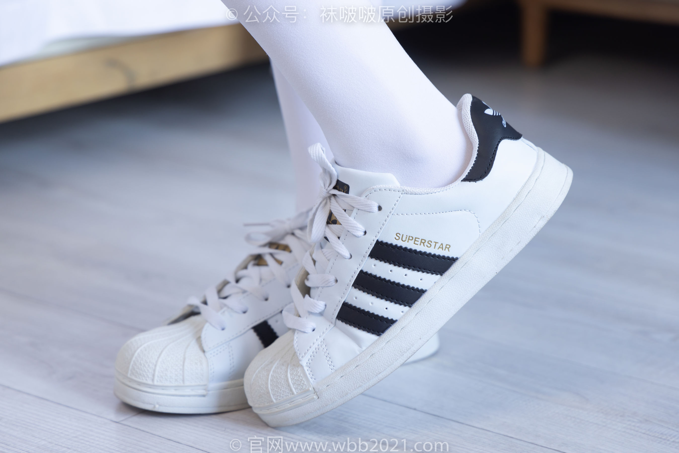 BoBoSocks袜啵啵 No.264 果冻 -高跟鞋、贝壳头板鞋、黑丝大腿袜、白丝大腿袜_第1张