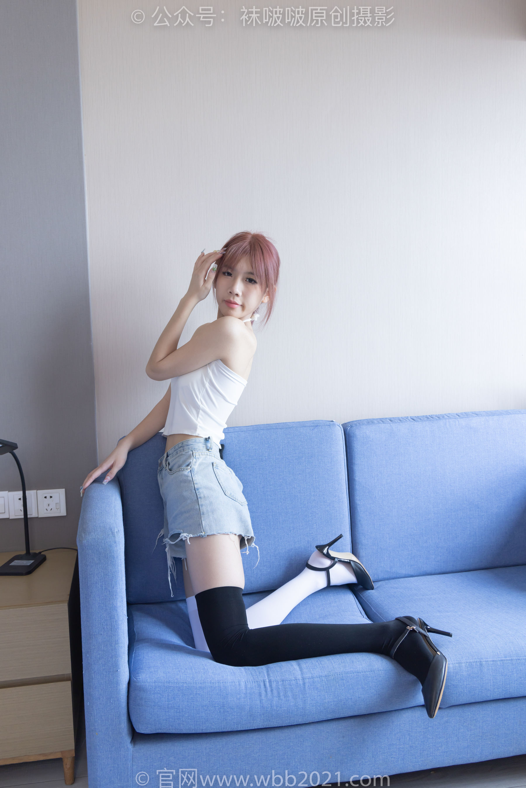 BoBoSocks袜啵啵 No.264 果冻 -高跟鞋、贝壳头板鞋、黑丝大腿袜、白丝大腿袜_第2张