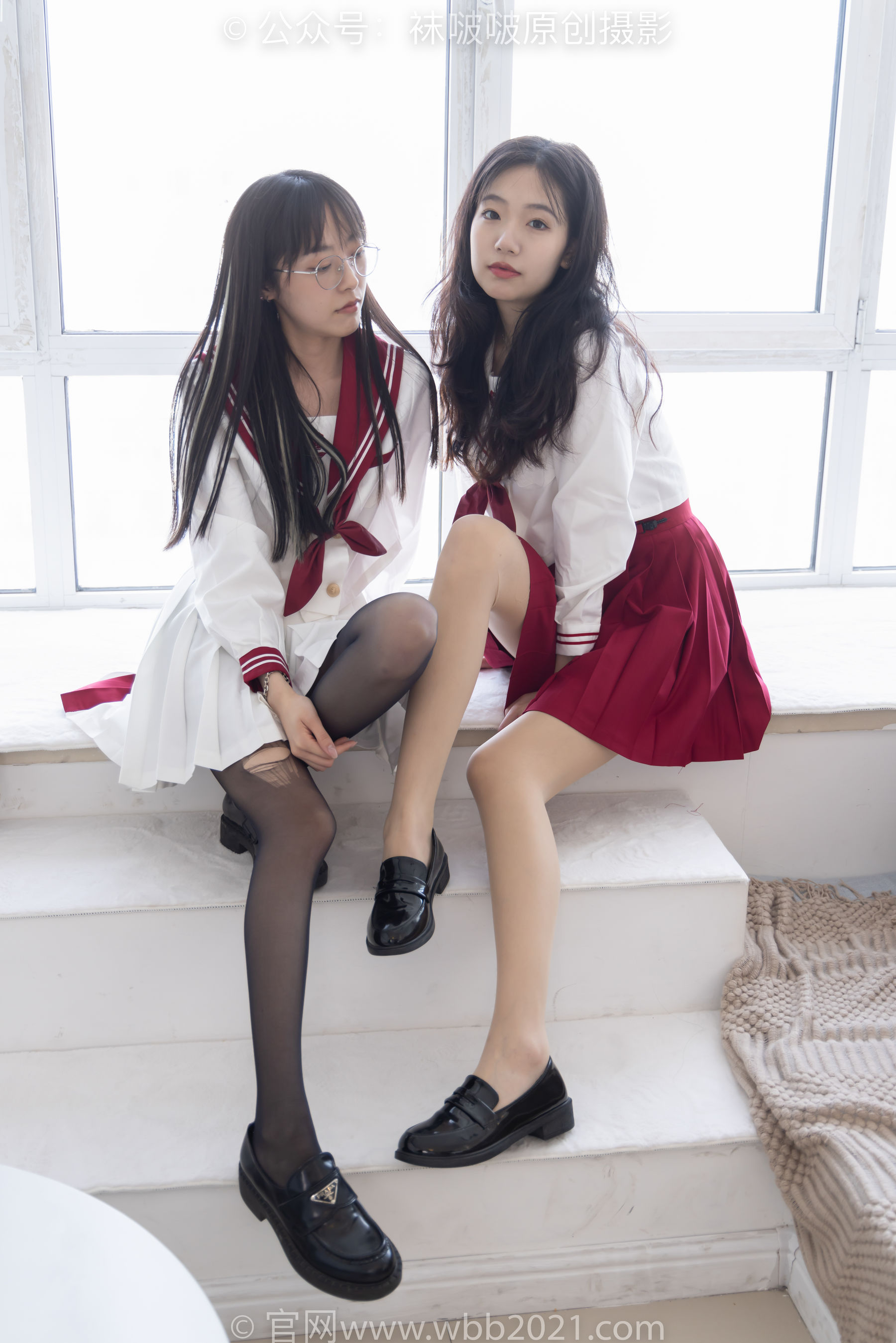 BoBoSocks袜啵啵 No.302 小甜豆&稚予 -三双皮鞋、板鞋、黑丝、两双肉丝、裤里丝_第1张