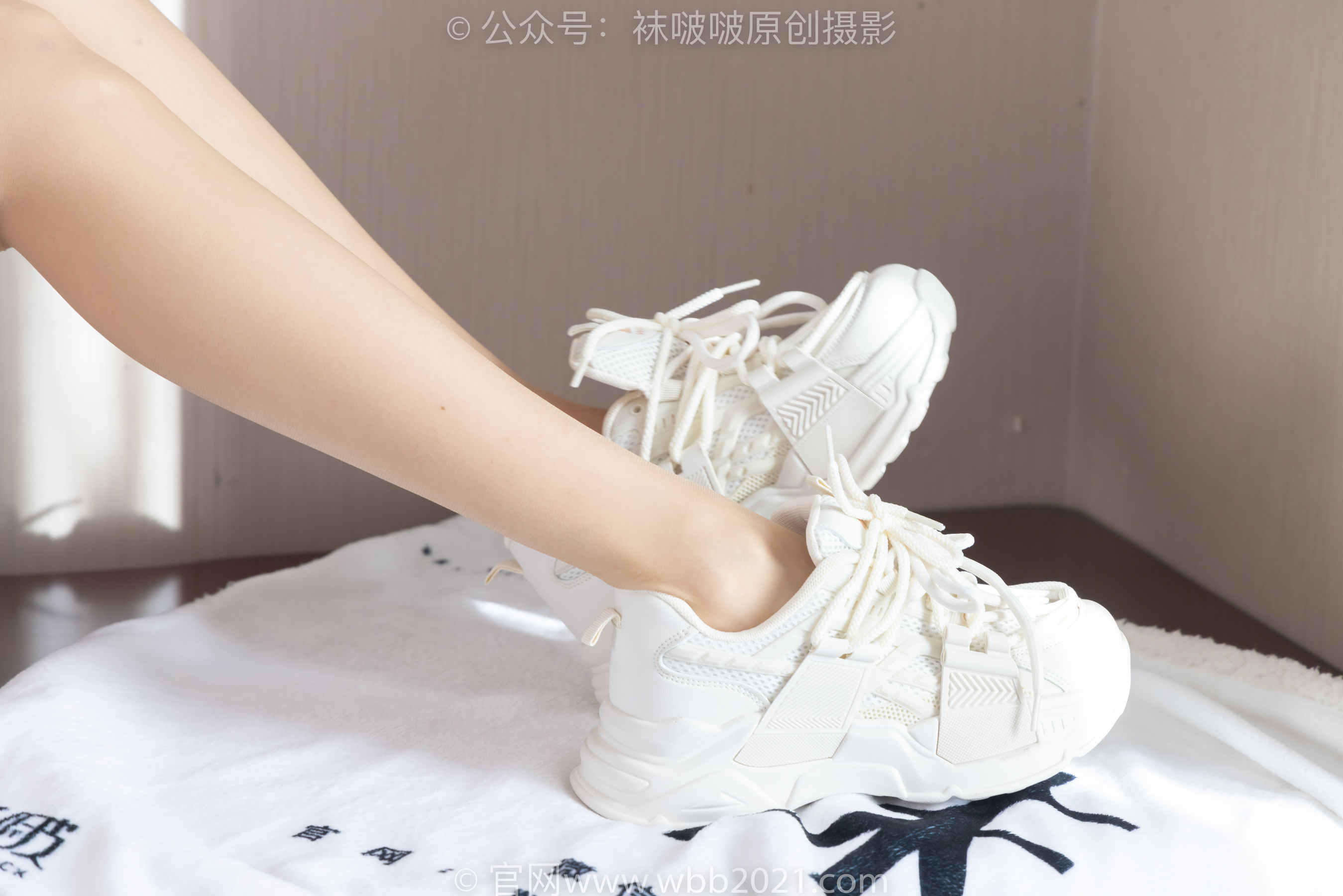 BoBoSocks袜啵啵 No.316 稚予 -运动鞋、马丁靴、肉丝_第2张