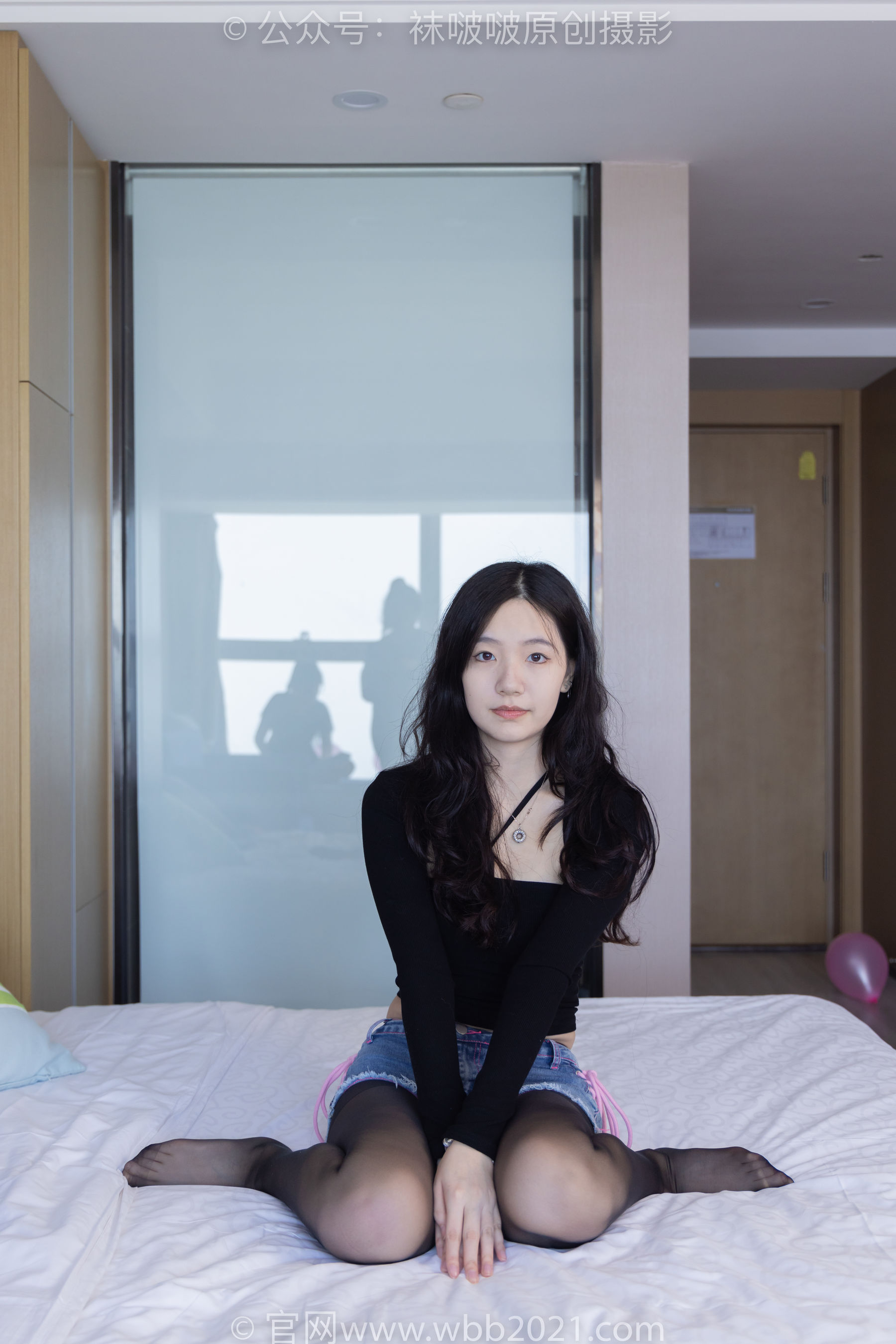 BoBoSocks袜啵啵 No.317 小甜豆 -运动鞋、可拆卸牛仔裤、粉色棉袜、黑丝、裤里丝_第3张