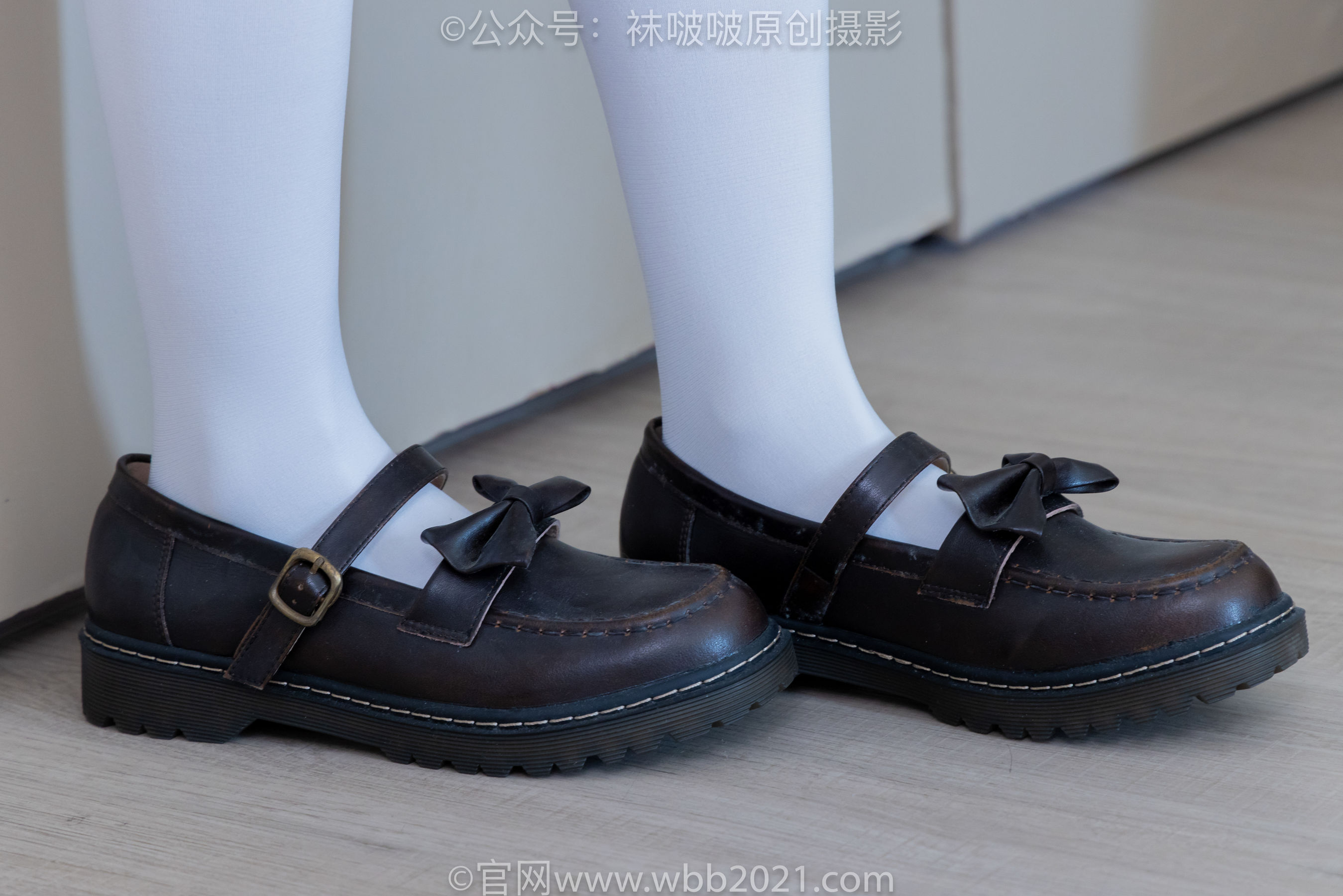 BoBoSocks袜啵啵 No.325 甜甜圈 -皮鞋、厚白丝_第2张