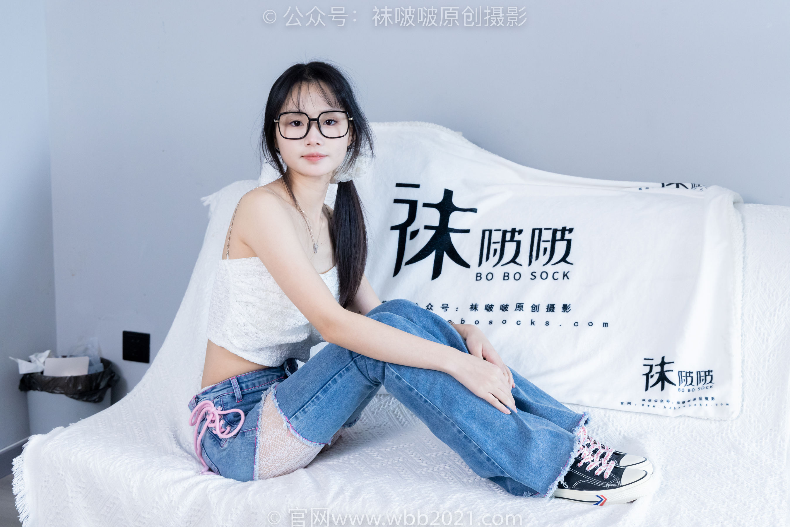 BoBoSocks袜啵啵 No.372 甜甜圈 -板鞋、白色蕾丝袜、可拆卸牛仔裤、裤里丝_第2张