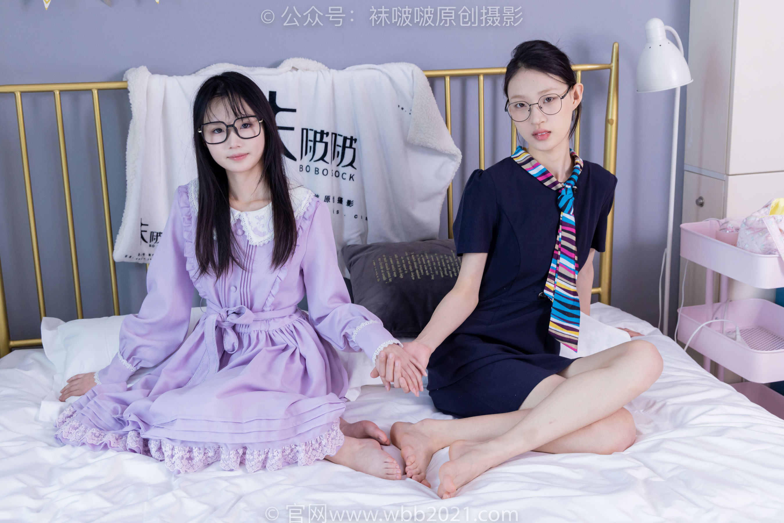 BoBoSocks袜啵啵 No.384 雪糕&甜甜圈 -两双高跟凉鞋、黑丝、白丝、裸足_第4张