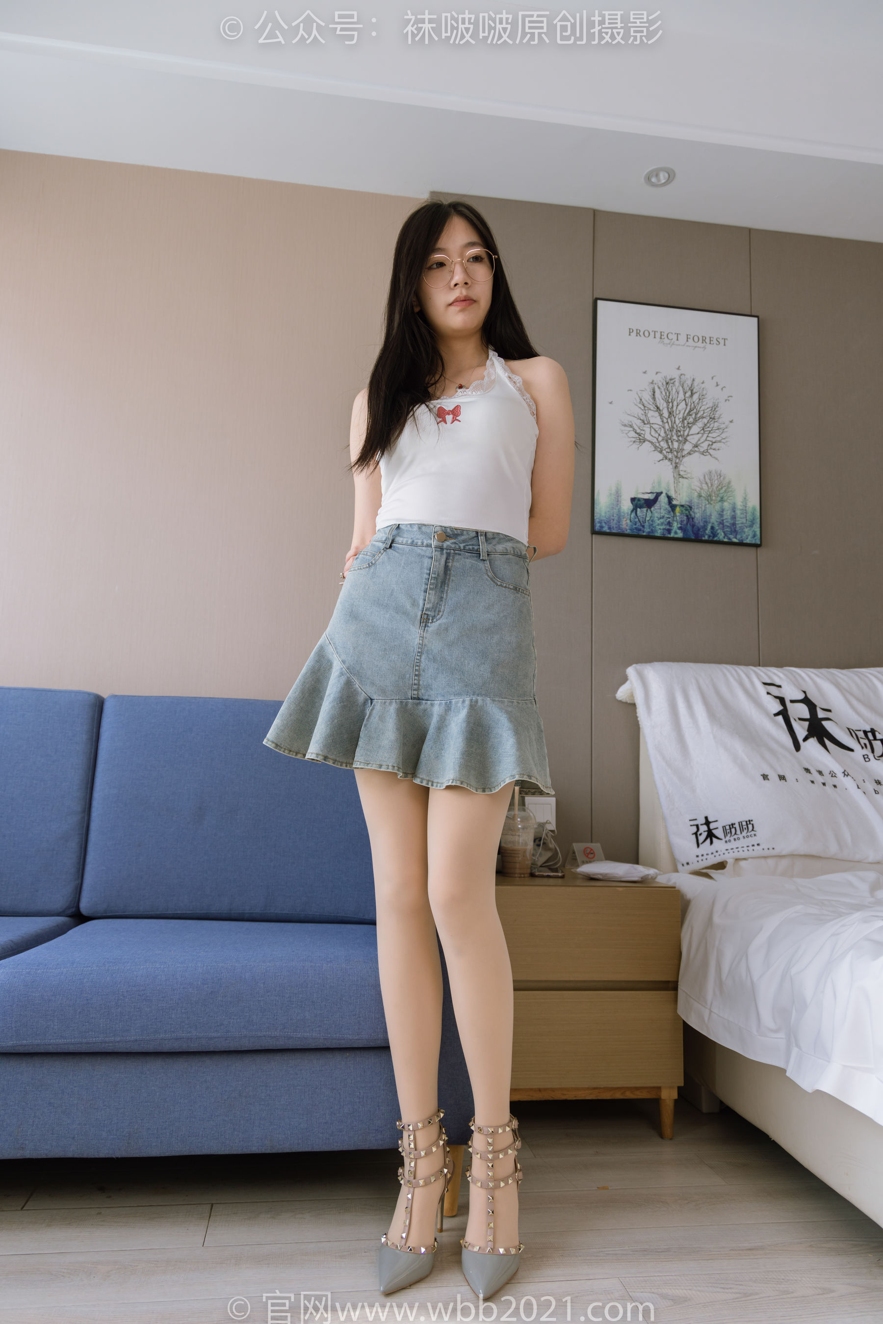 BoBoSocks袜啵啵 No.408 小甜豆 -高跟鞋、厚肉丝、丝袜和裸足踩奶油蛋糕和泡芙剧情_第2张