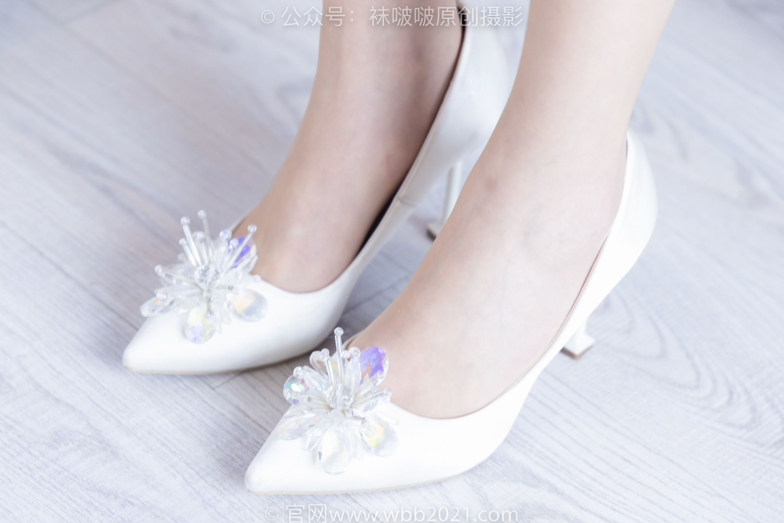 BoBoSocks袜啵啵 No.387 小甜豆 -两双高跟鞋、黑丝、肉丝_第2张