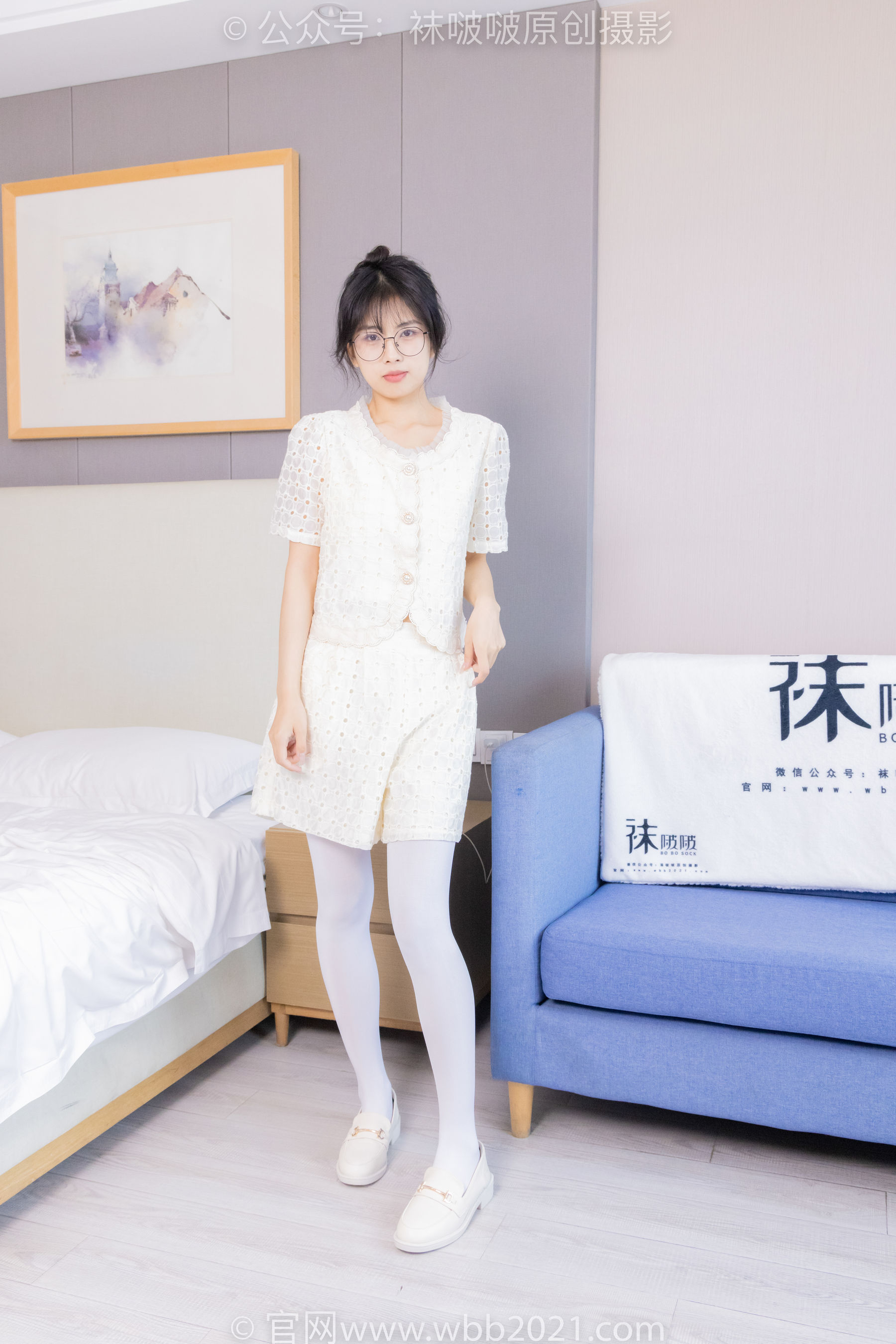 BoBoSocks袜啵啵 No.421 奶油 - 皮鞋、厚白丝、瑜伽动作时老头乐挠脚剧情_第1张