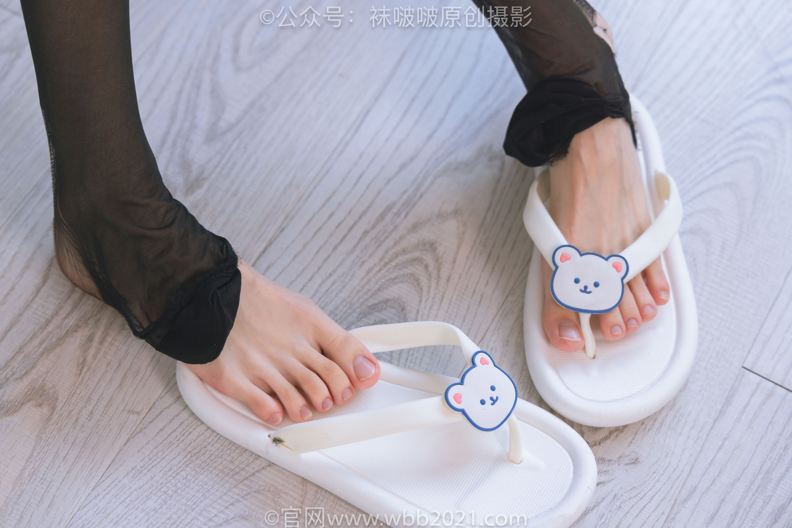 BoBoSocks袜啵啵 No.437 稚予 -女仆装、人字拖、薄黑丝、白棉袜、裸足_第4张