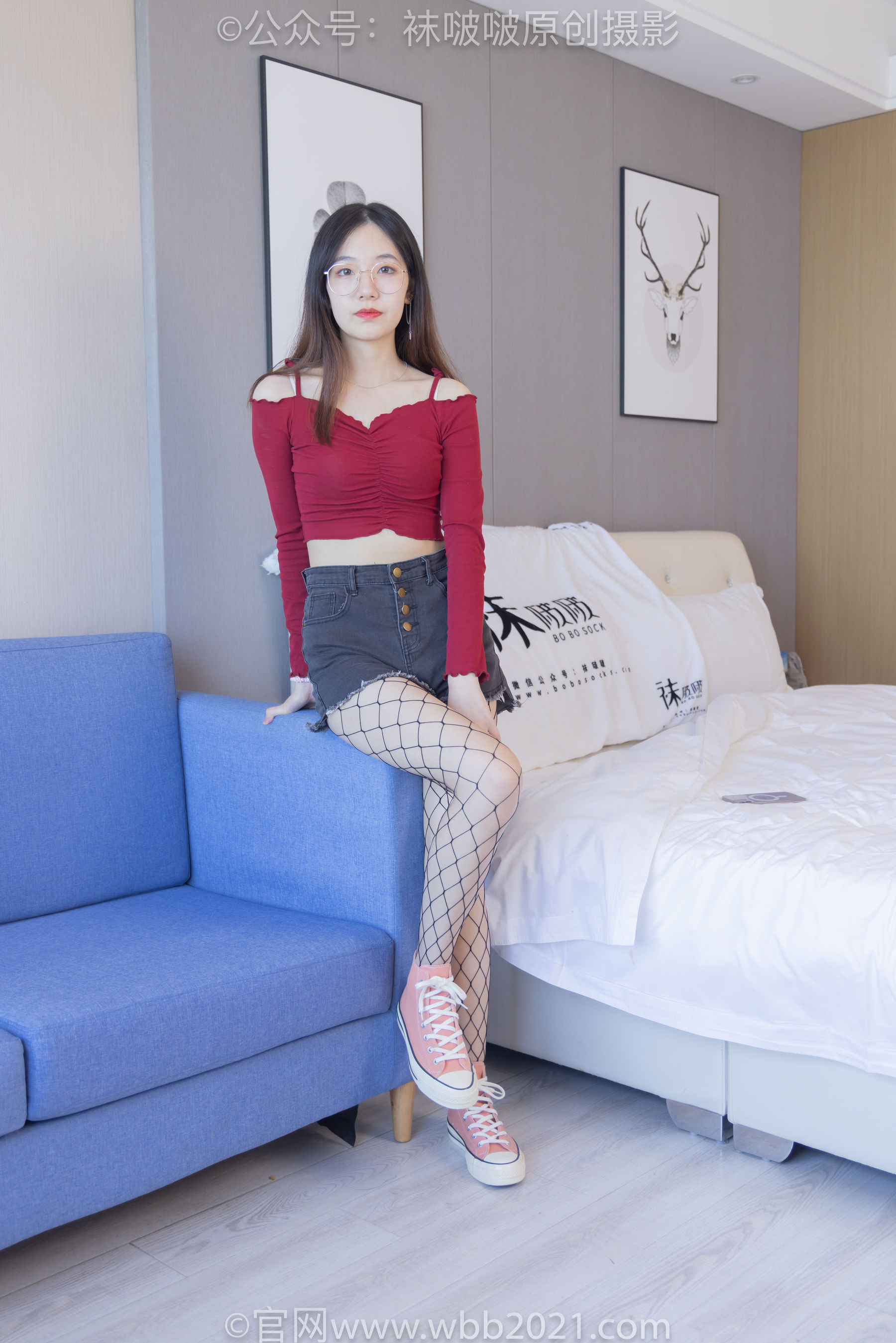 BoBoSocks袜啵啵 No.453 小甜豆 -帆布鞋、黑色渔网袜_第2张