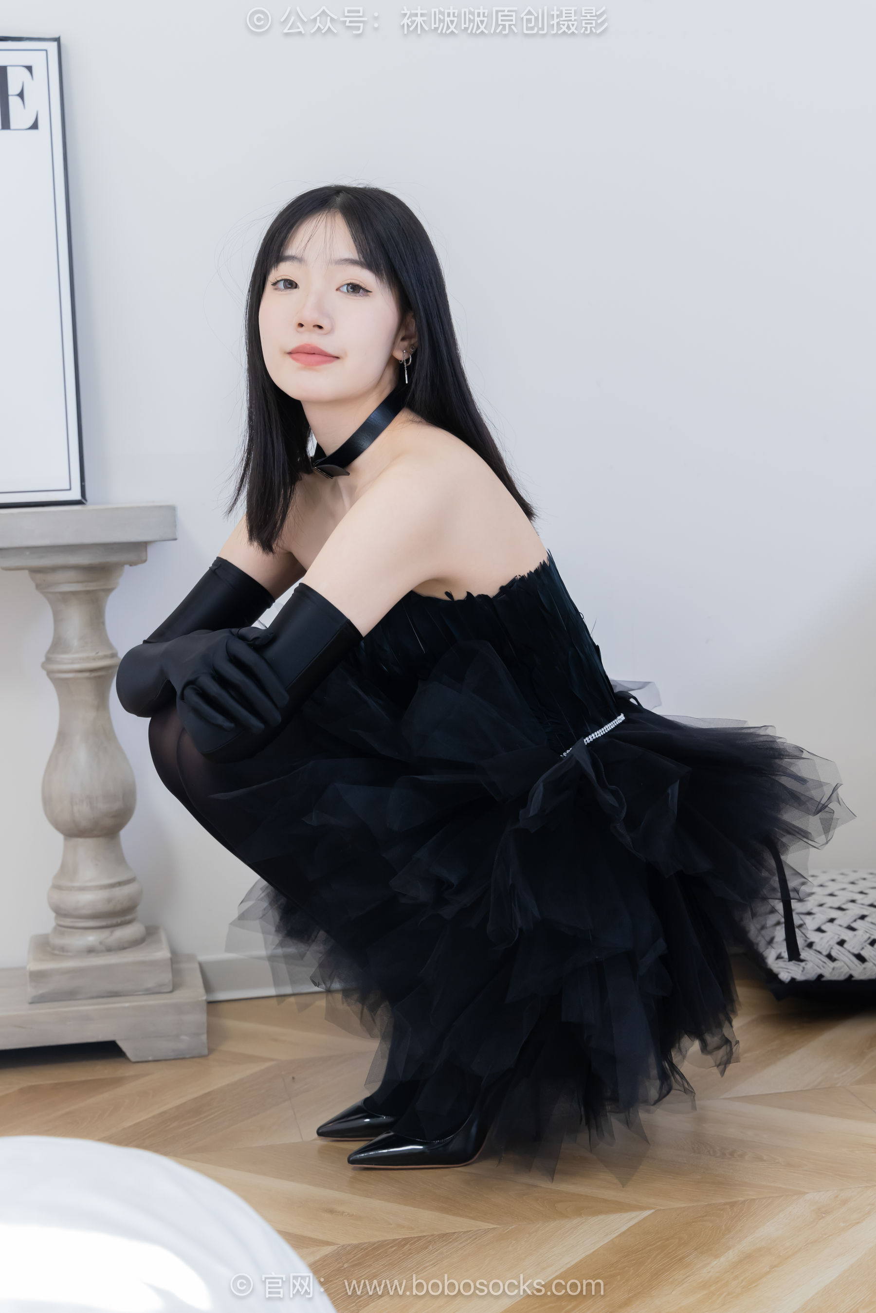 BoBoSocks袜啵啵 No.487 小甜豆 高跟鞋、油亮厚黑丝、黑色丝手套_第2张