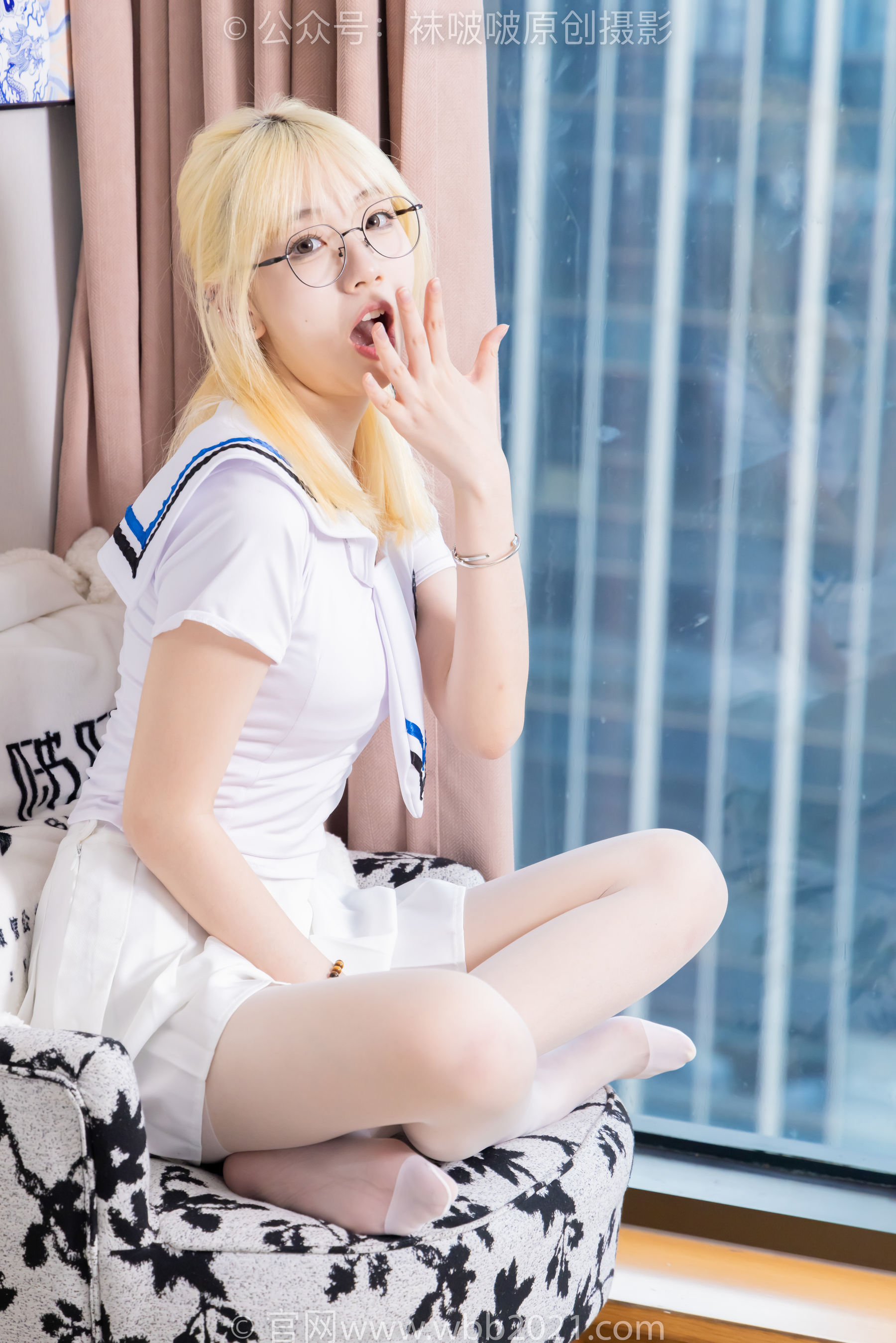 BoBoSocks袜啵啵 No.495 小甜豆 高跟长靴、白棉袜、薄白丝_第5张