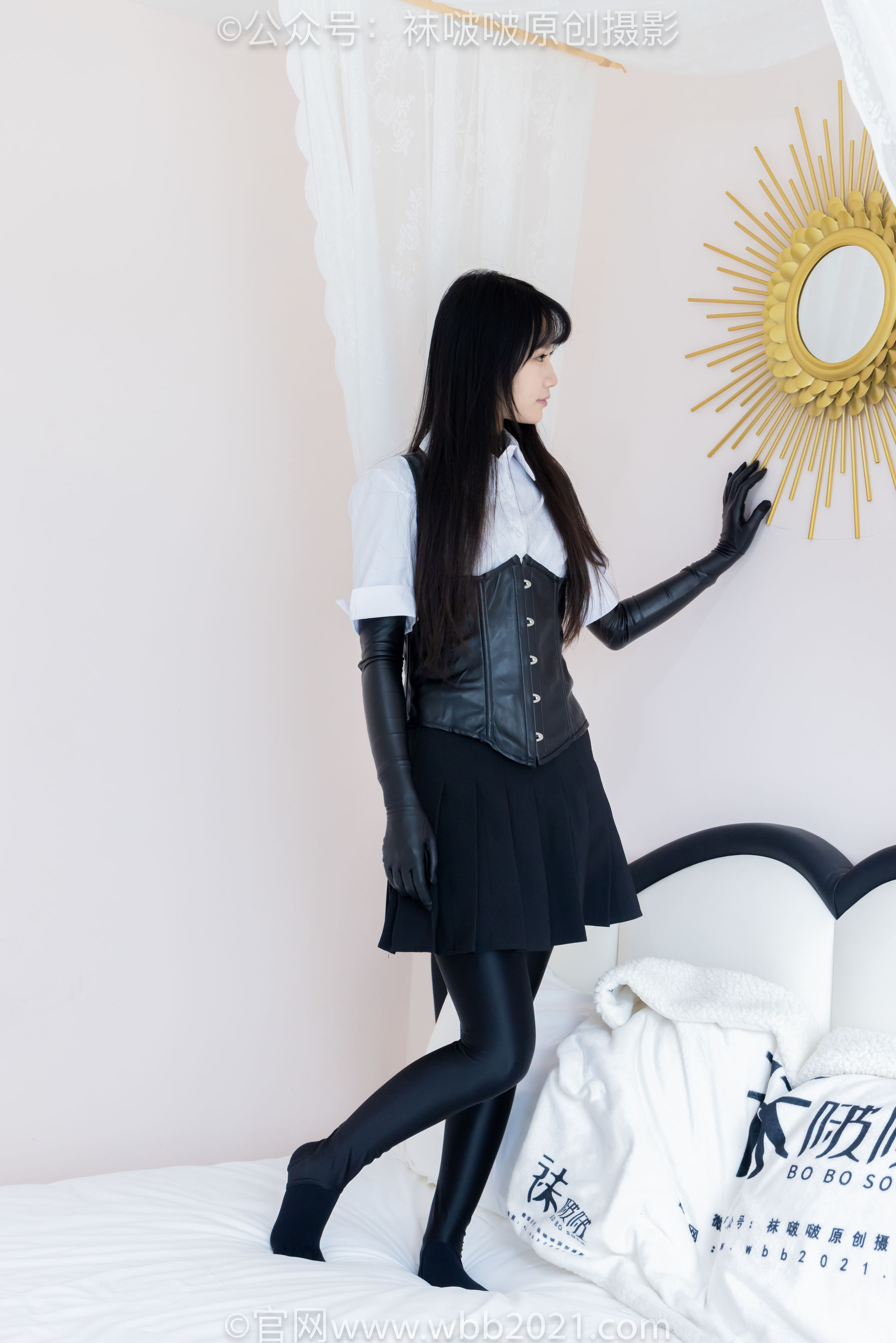 BoBoSocks袜啵啵 No.499 甜甜圈 - 高跟长靴、踩脚裤、厚黑丝五指袜、黑皮手套、裤里丝_第4张