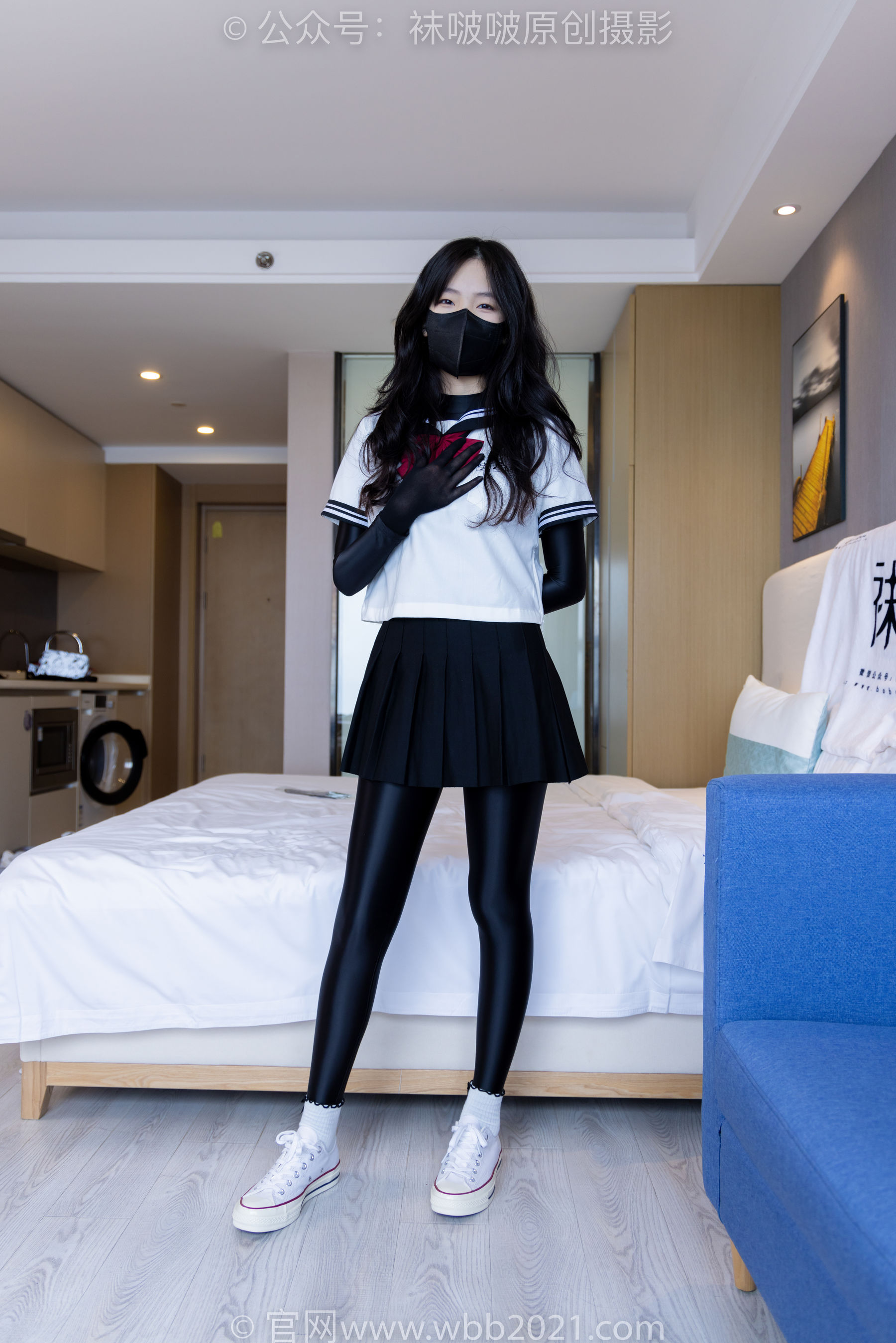 BoBoSocks袜啵啵 No.513 小甜豆 帆布鞋、白棉袜、厚黑丝五指袜、黑丝手套_第1张