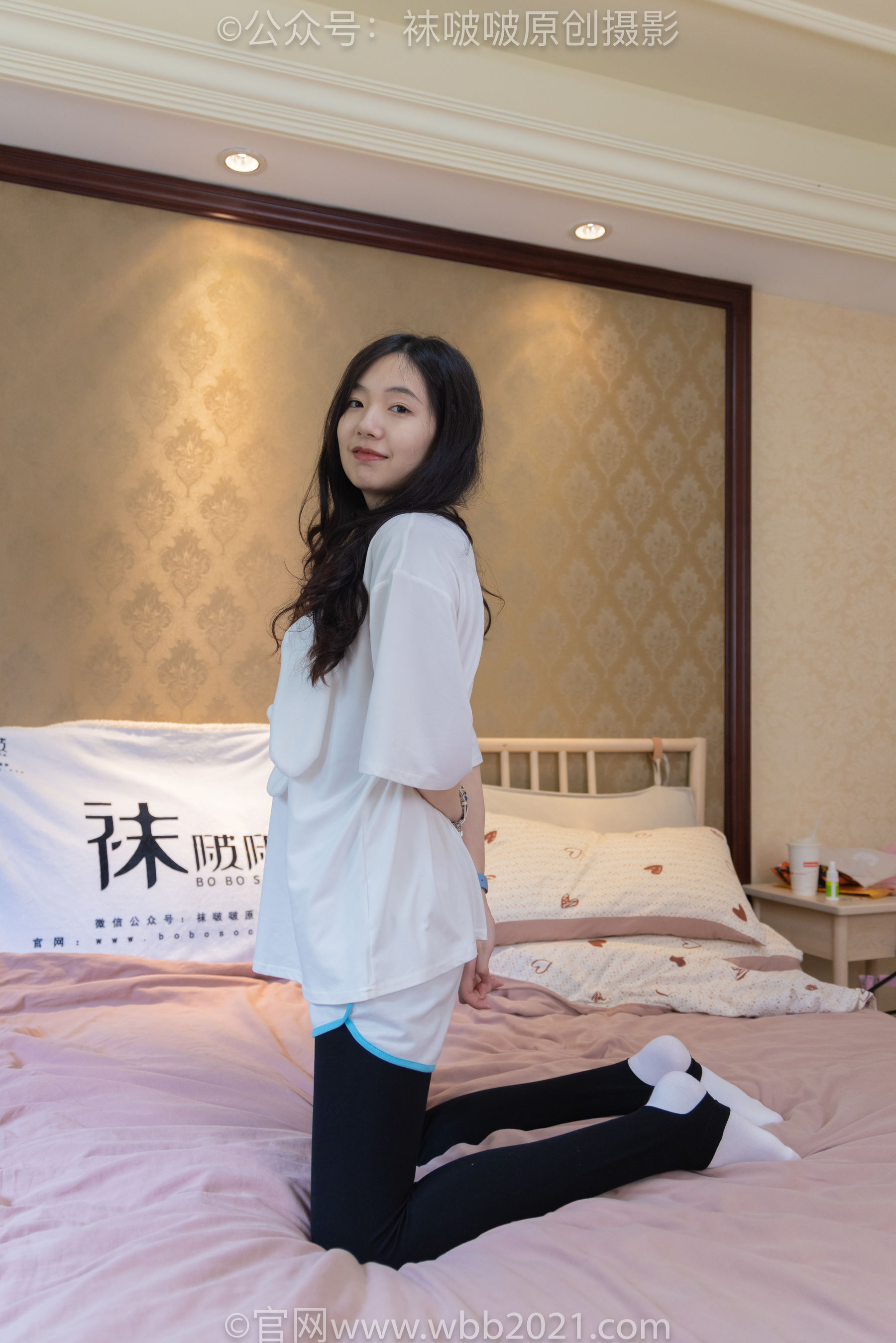 BoBoSocks袜啵啵 No.516 小甜豆 - 板鞋、厚黑色踩脚裤袜、白棉袜_第3张