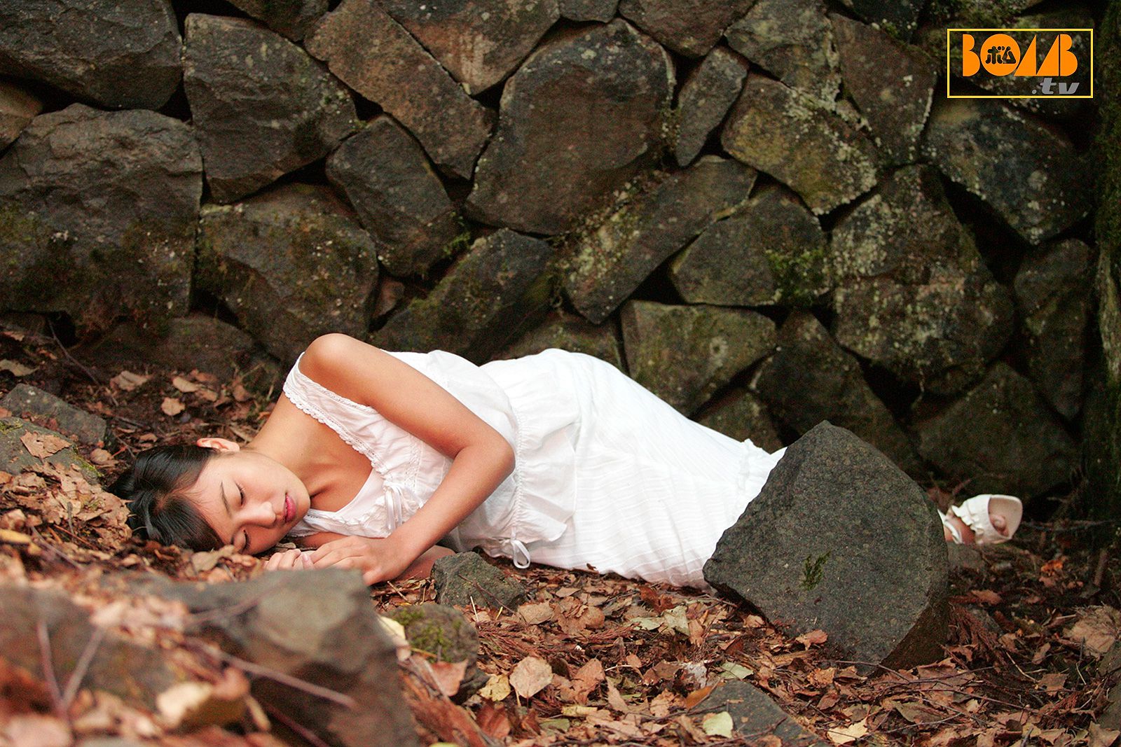 [Bomb.TV] 日本可爱美少女《WaterMelon》_第2张