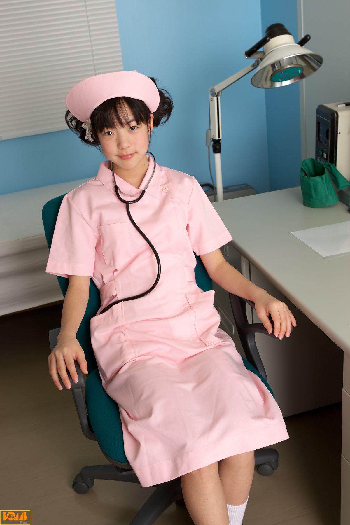 [Bomb.TV] 2008年04月刊 Nanako Niimi 山下菜菜子/新実菜々子_第1张