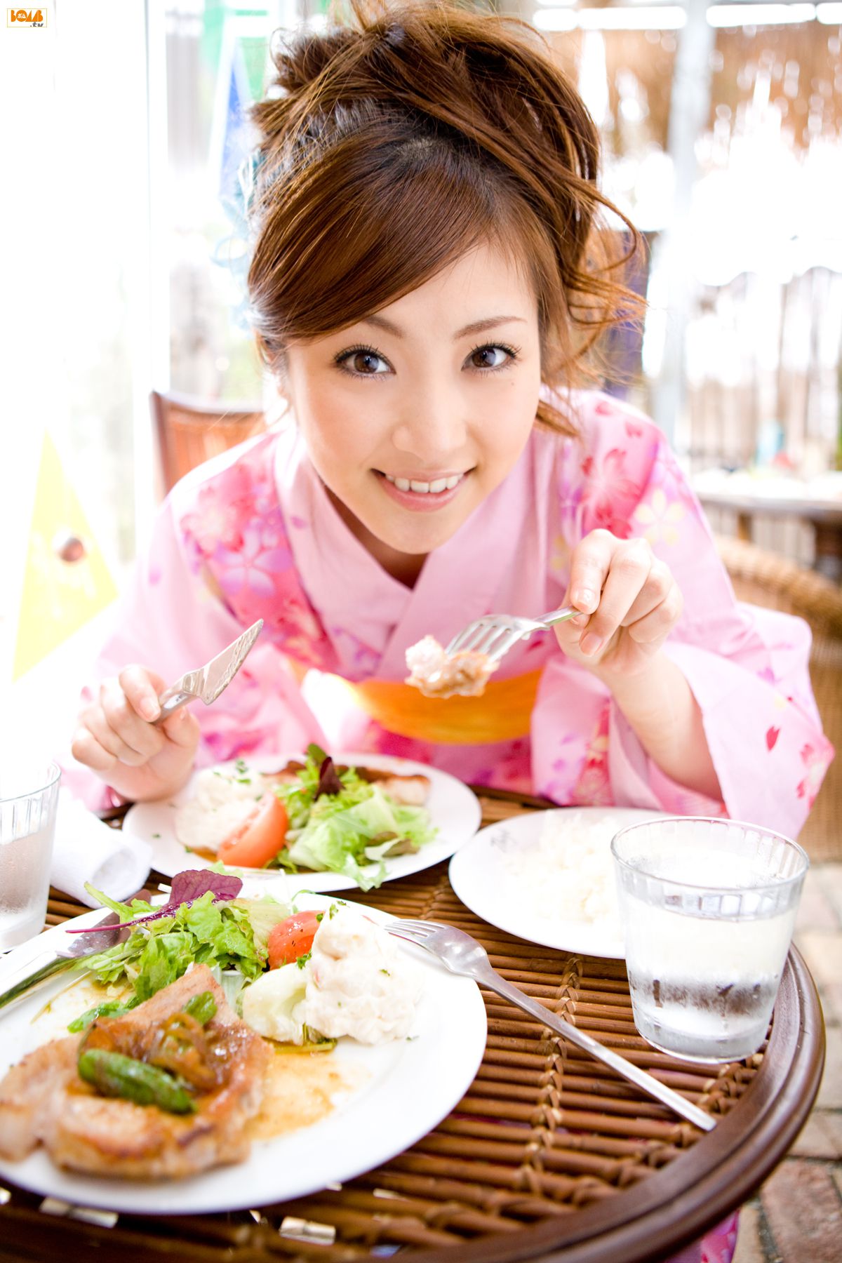 [Bomb.TV] 2009年09月刊 Natsuko Tatsumi 辰巳奈都子_第1张