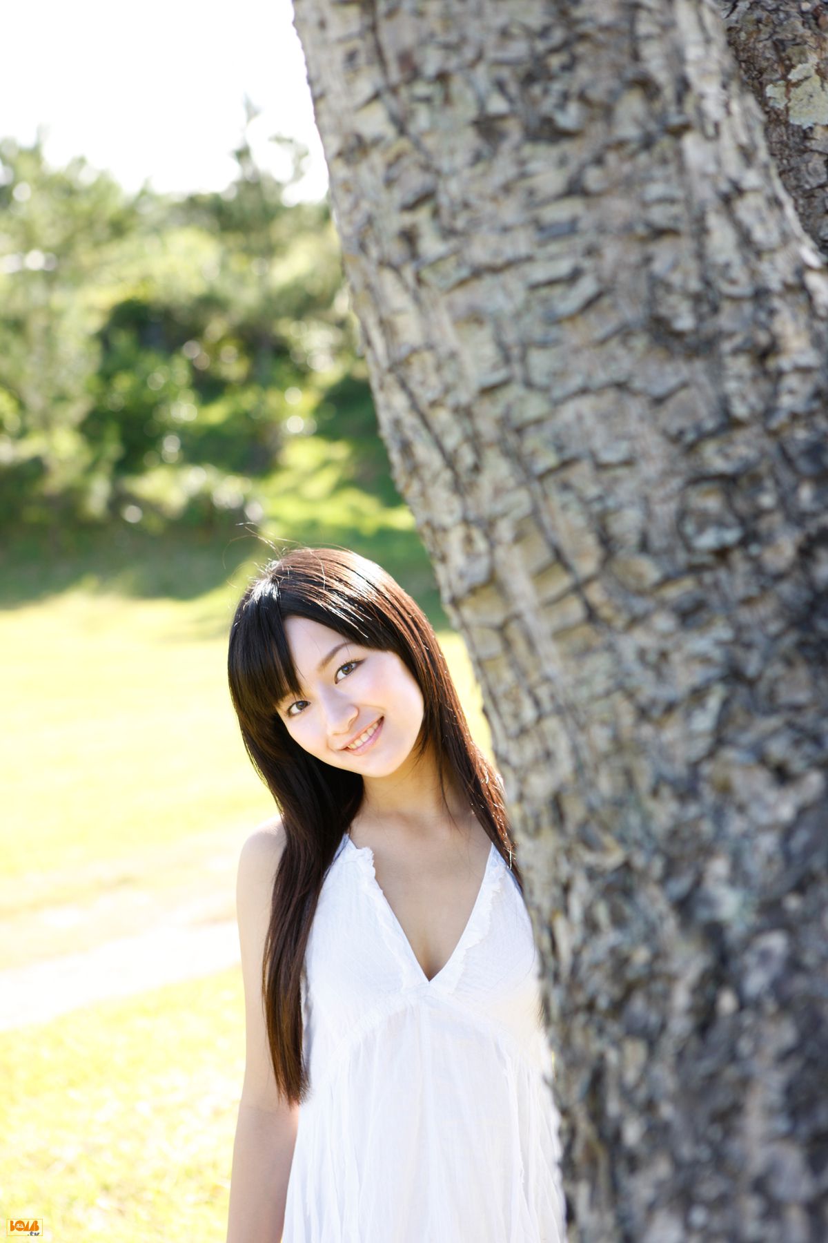 [Bomb.TV] 2010年04月刊 三宅瞳 Miyake Hitomi_第1张