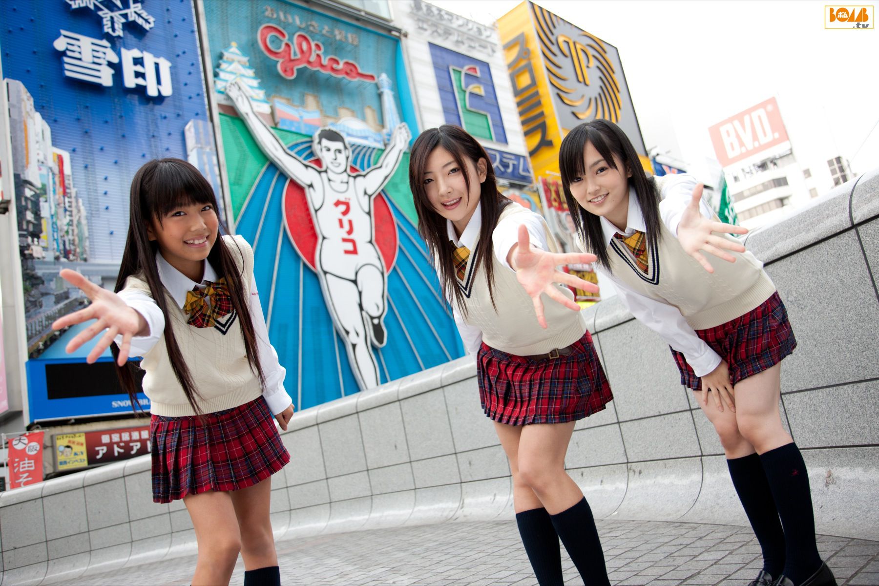 [Bomb.TV] 2011年01月刊 Nmb48 成员_第1张