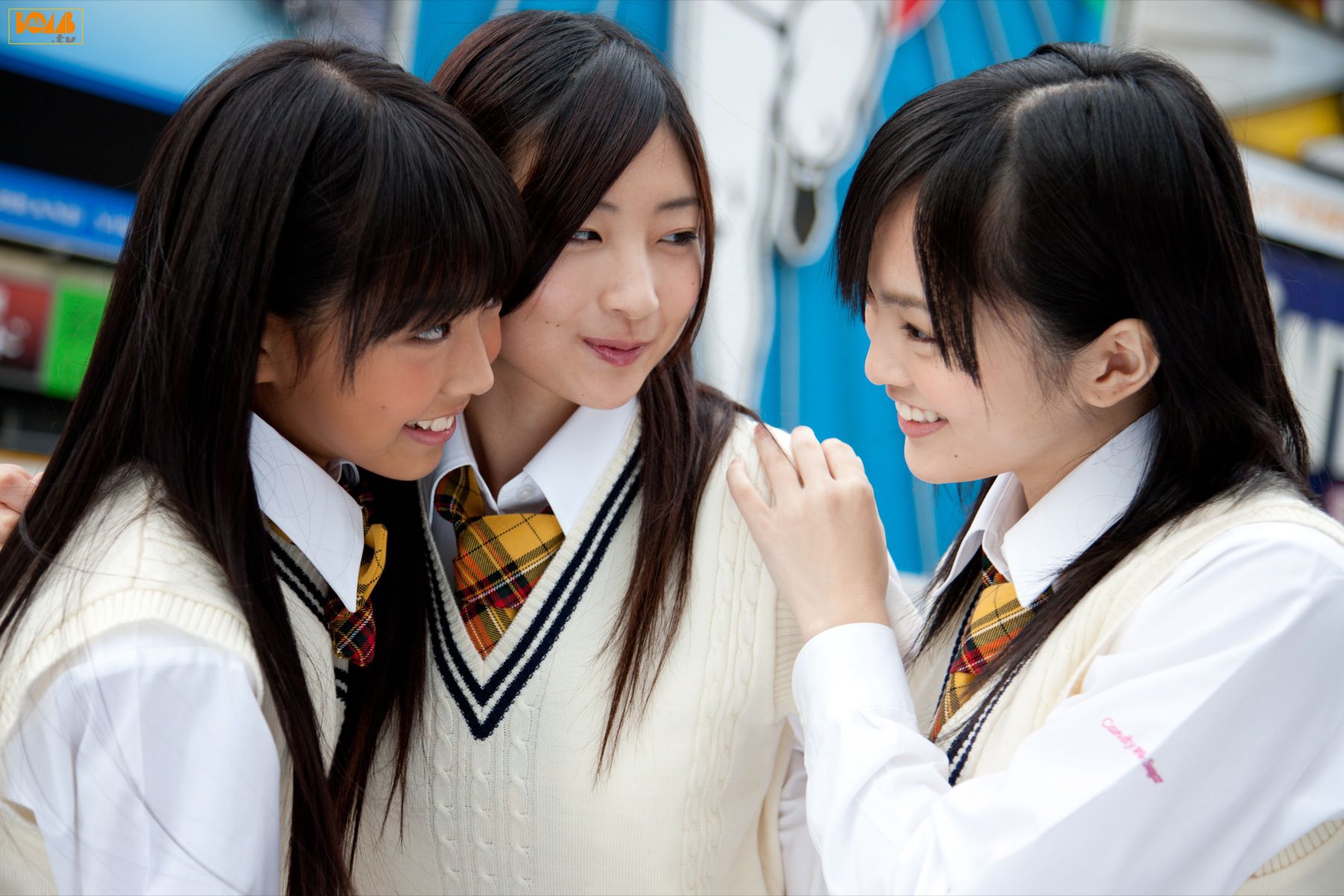 [Bomb.TV] 2011年01月刊 Nmb48 成员_第2张