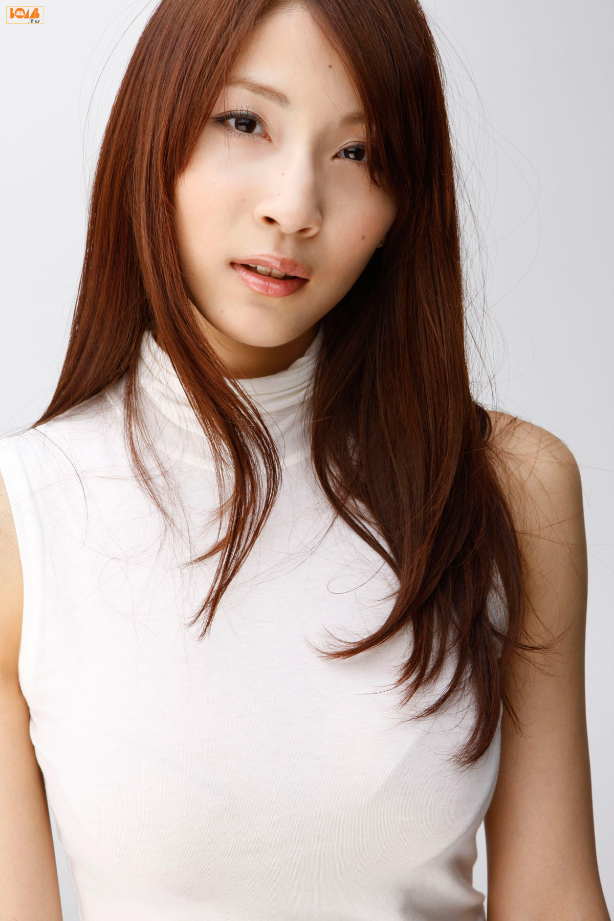 [Bomb.TV] 2011年08月号 護あさな Asana Mamoru_第4张