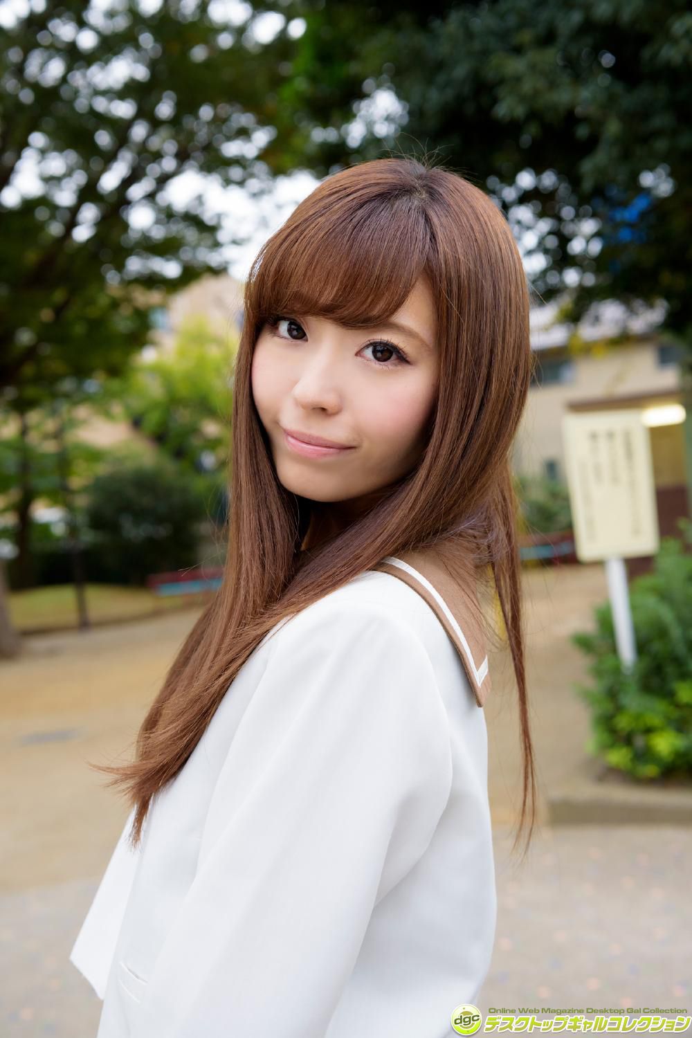 小日向結衣《グラビア界☆期待の新星が制服美女天に登場》 [DGC]_第3张