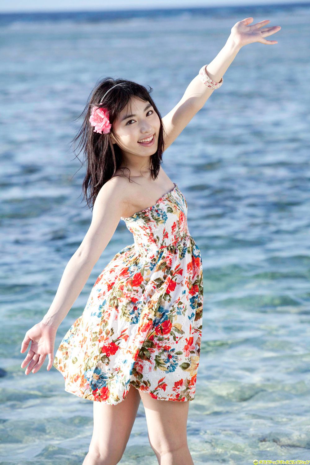 由愛可奈《見た目は清純。でもホントは淫乱なんです…》 [DGC] NO.1063_第2张