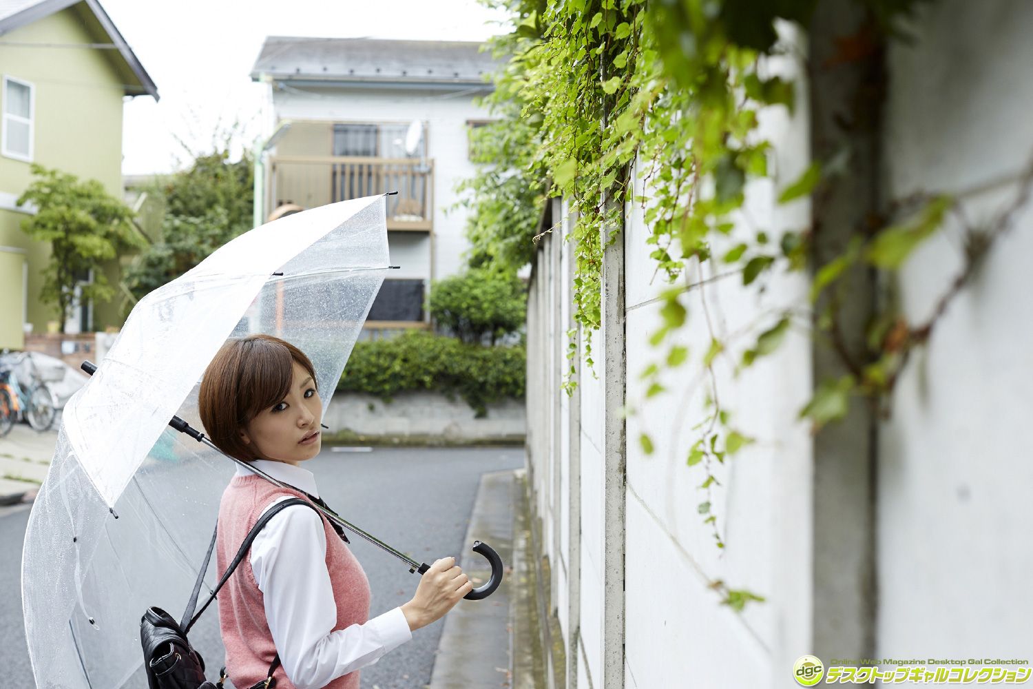 糸山千恵《ぷるぷる揺れる豊満バストに目が釘付け!》 [DGC] NO.1212_第3张