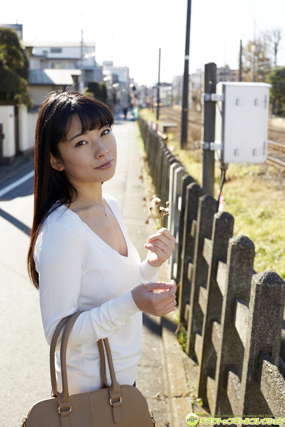 春野恵《官能的な瞳とスタイル抜群のボディで挑発！》 [DGC] NO.1235_第1张