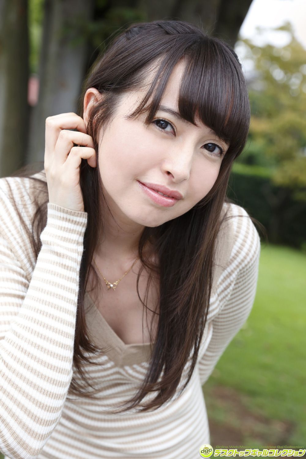 西田藍《コスプレ大好きなハーフのインテリ美少女！》 [DGC] NO.1270_第1张