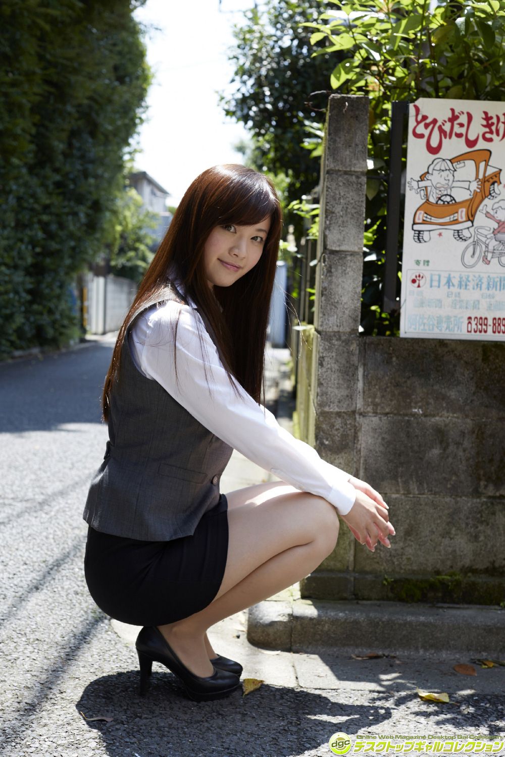 平林あずみ《可愛らしいルックスの真ん丸美尻クイーン！》 [DGC] NO.1271_第1张