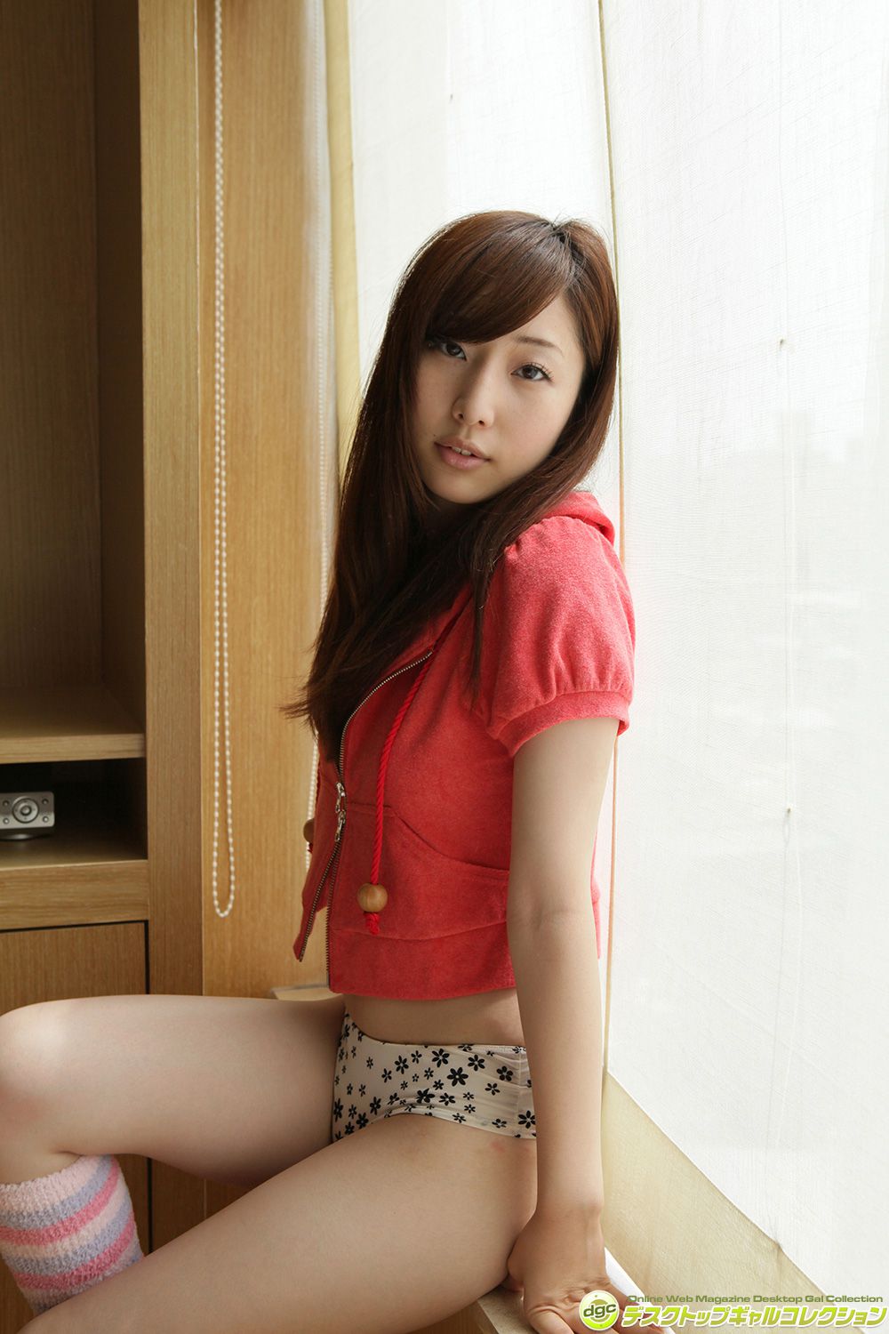 相田あずさ《スレンダーなボディと魅惑的バストが眩しい》 [DGC] NO.1277_第2张