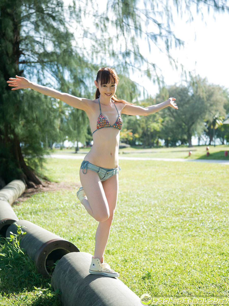 秋山莉奈《グラビア界最強の美尻を持つ‘オシリーナ！》 [DGC] NO.1286_第4张