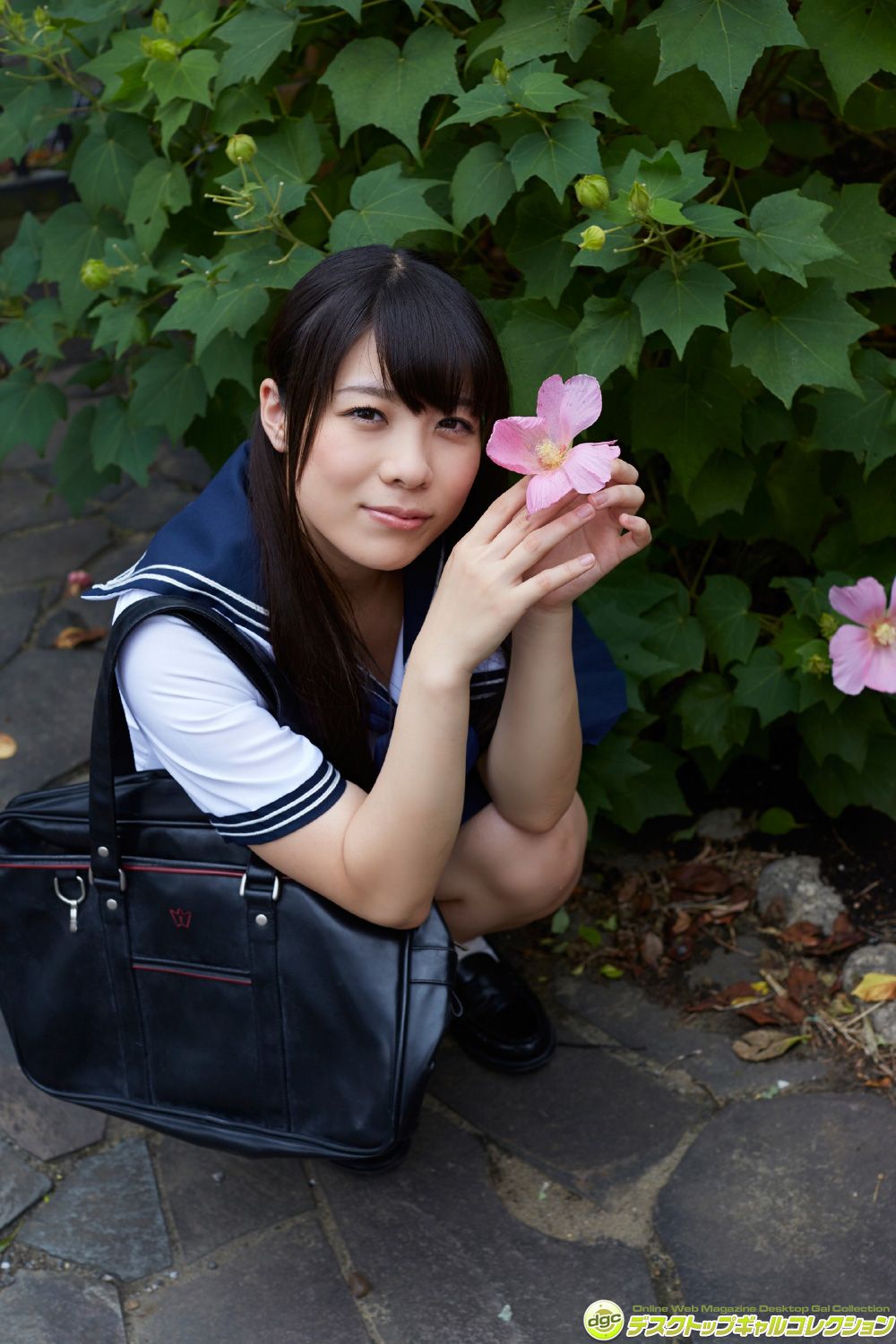 東條詩織《制服の下のFカップに完全ノックアウト!!》  [DGC] NO.1346_第2张