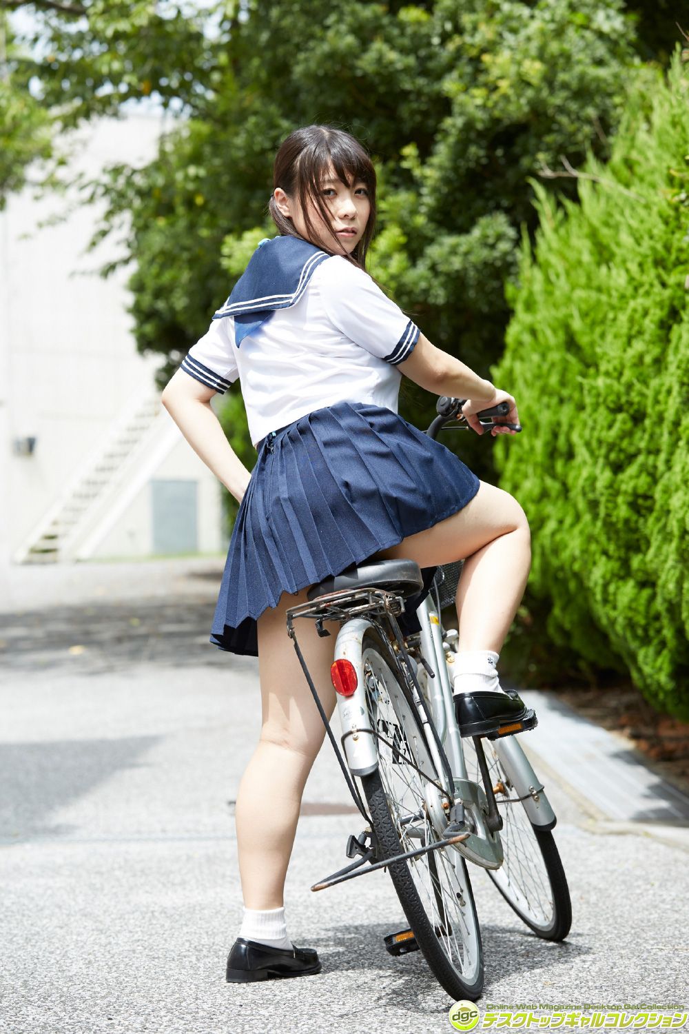 東條詩織《制服の下のFカップに完全ノックアウト!!》  [DGC] NO.1346_第3张