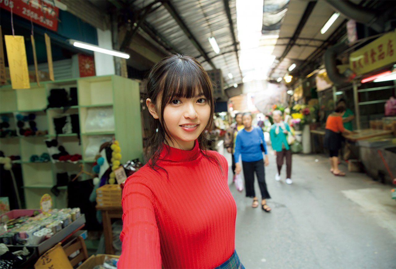 [FRIDAY] 2018.10.12 乃木坂46?齋藤飛鳥 「あの頃、君を追いかけた」台湾ロケにスクーフ?密着！_第4张