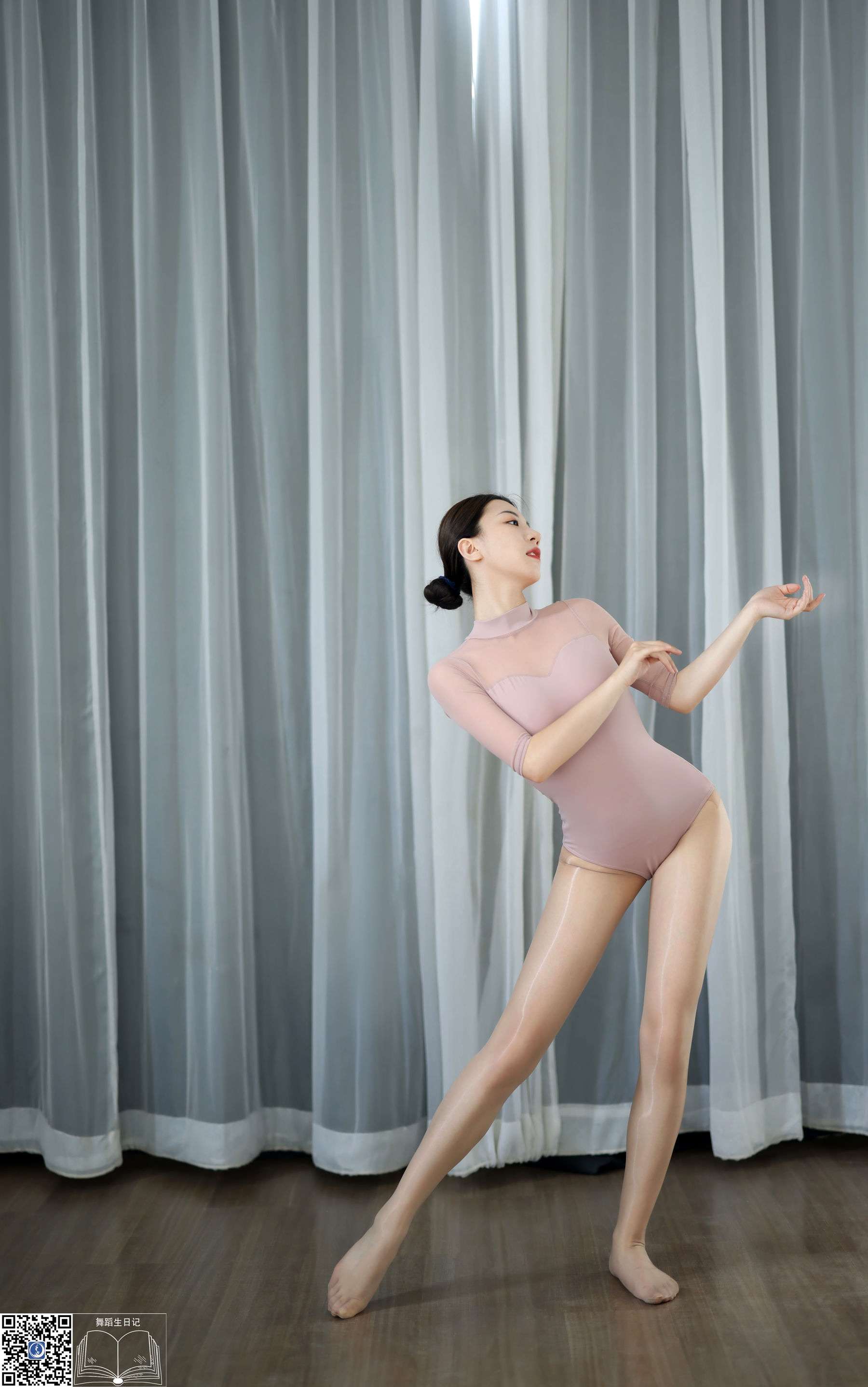 [GALLI嘉丽]舞蹈生日记 044 子琪_第1张