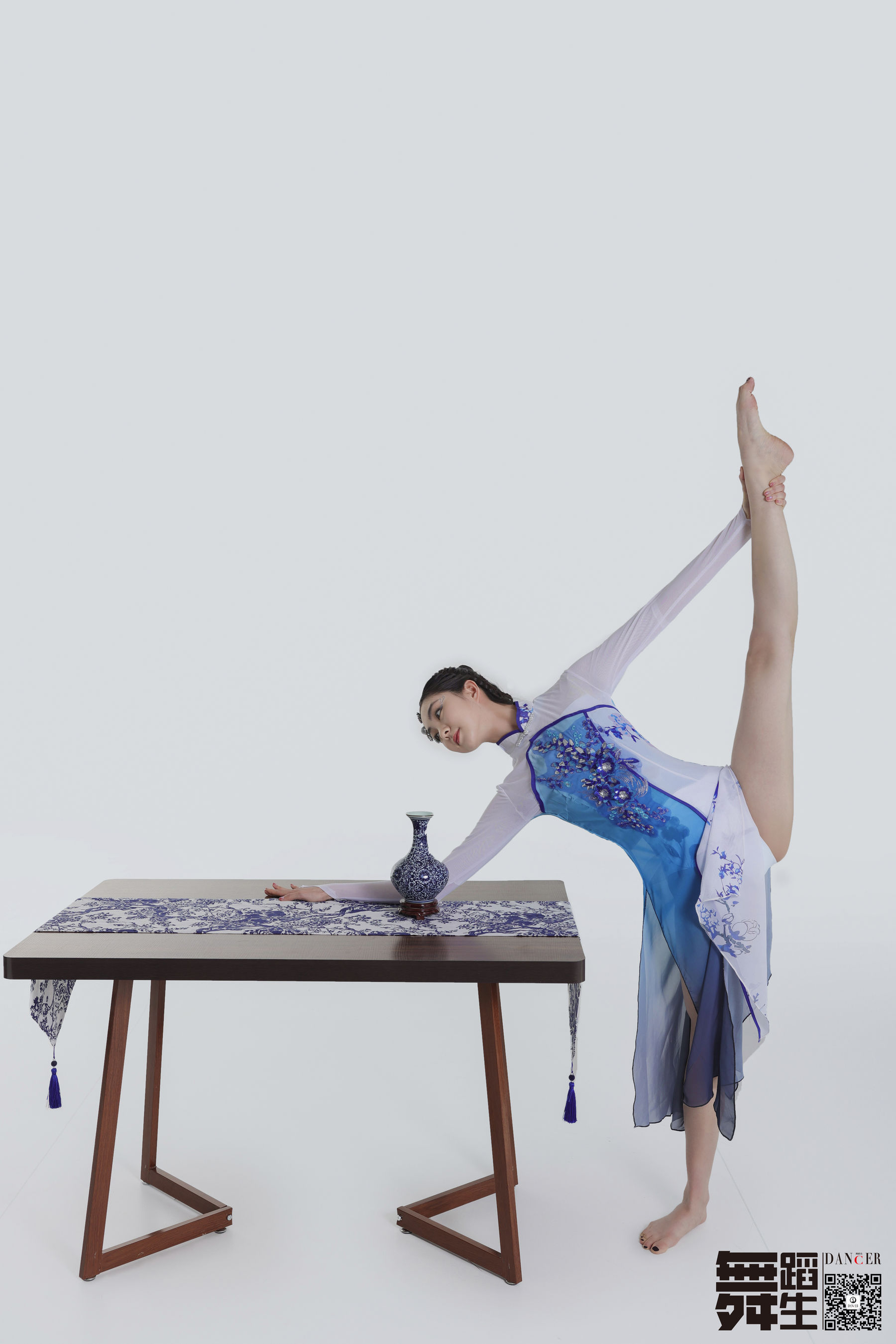 [嘉丽GALLI]舞蹈生日记 102 青花瓷 韩玉彤_第2张